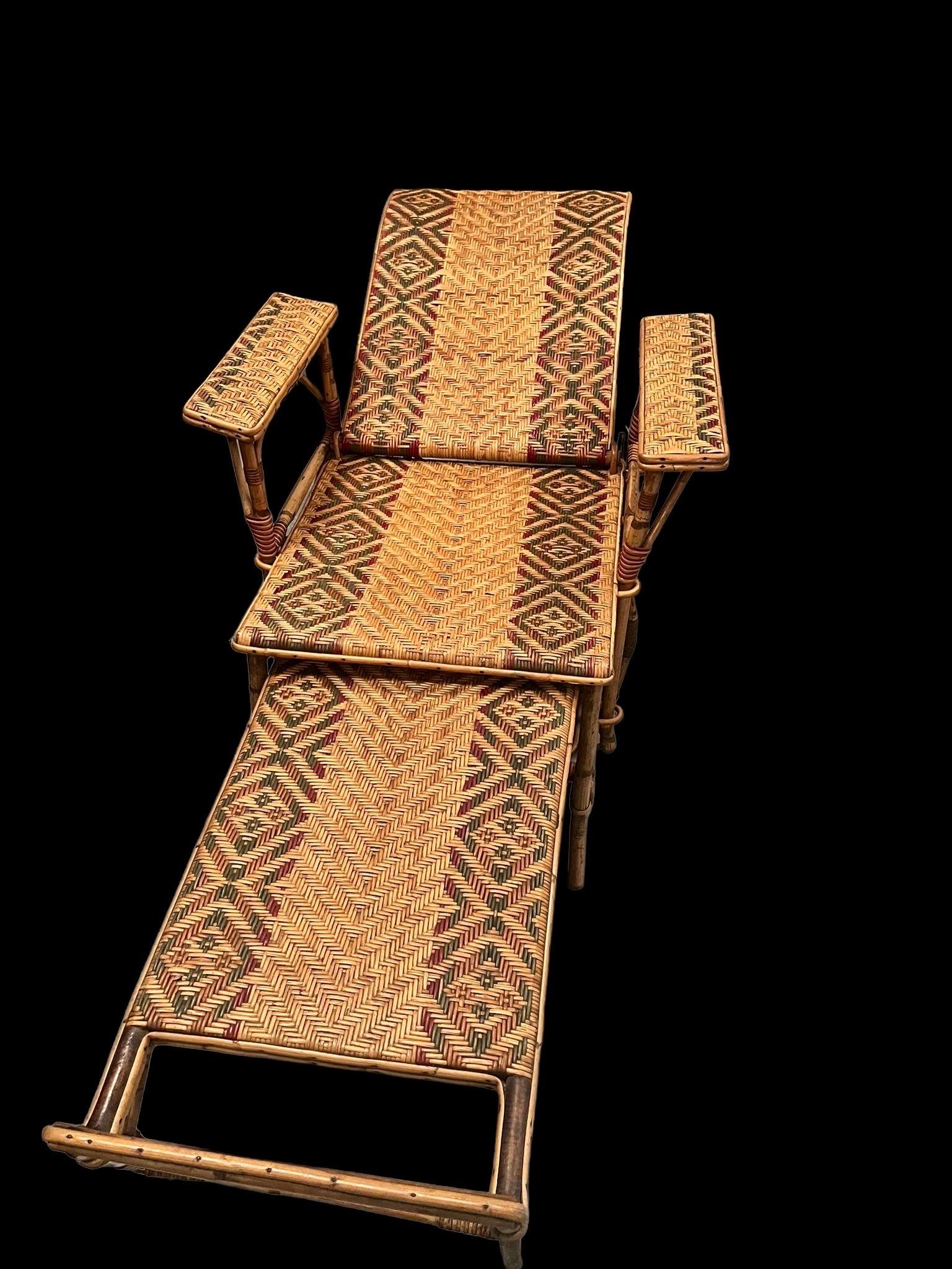 Wicker Lounge Chair with Ottoman, 1920s, Spain In Good Condition In DÉNIA, ES