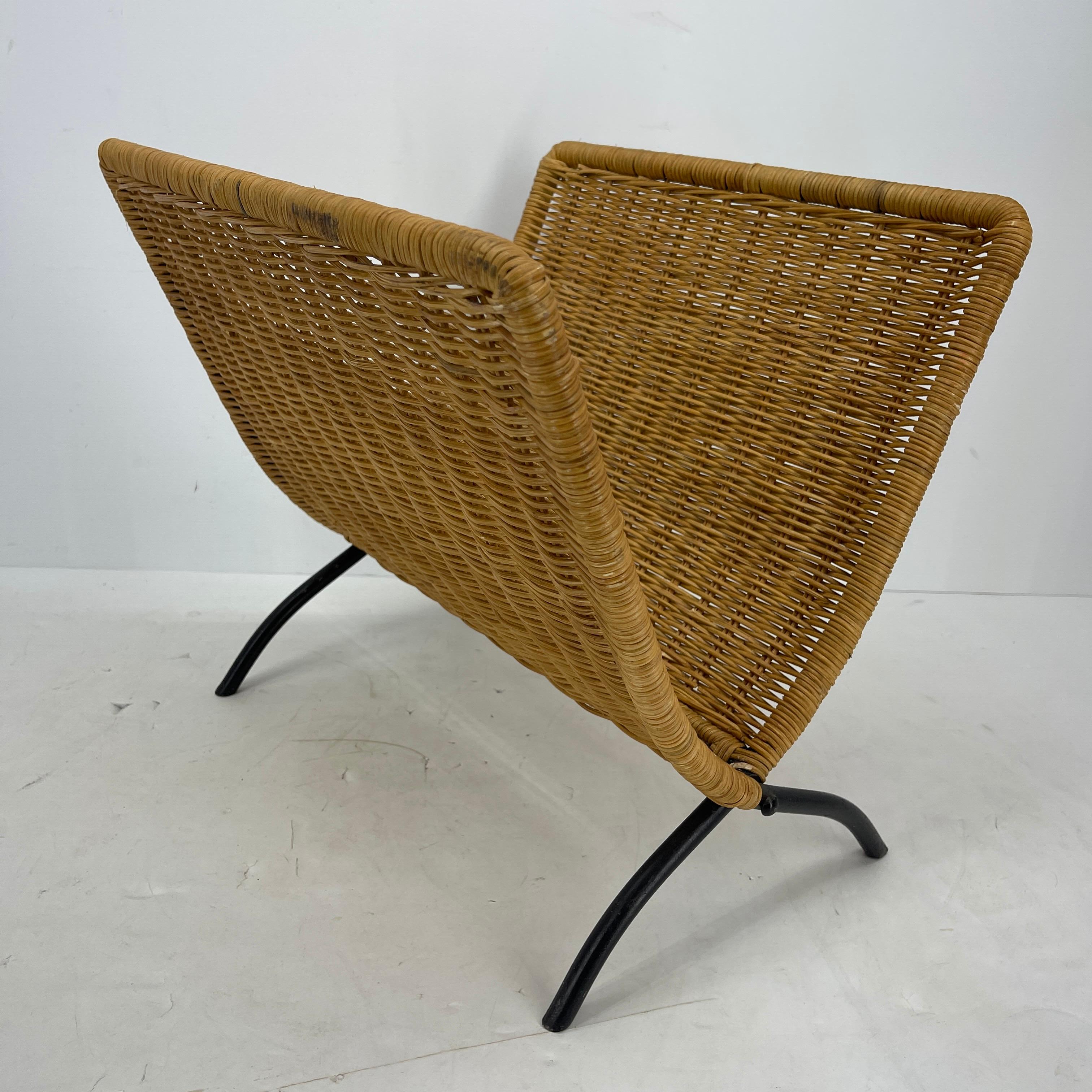 Wicker Magazine Rack with Black Metal Feet, Jacques Adnet, Mid-Century Modern In Good Condition In Haddonfield, NJ