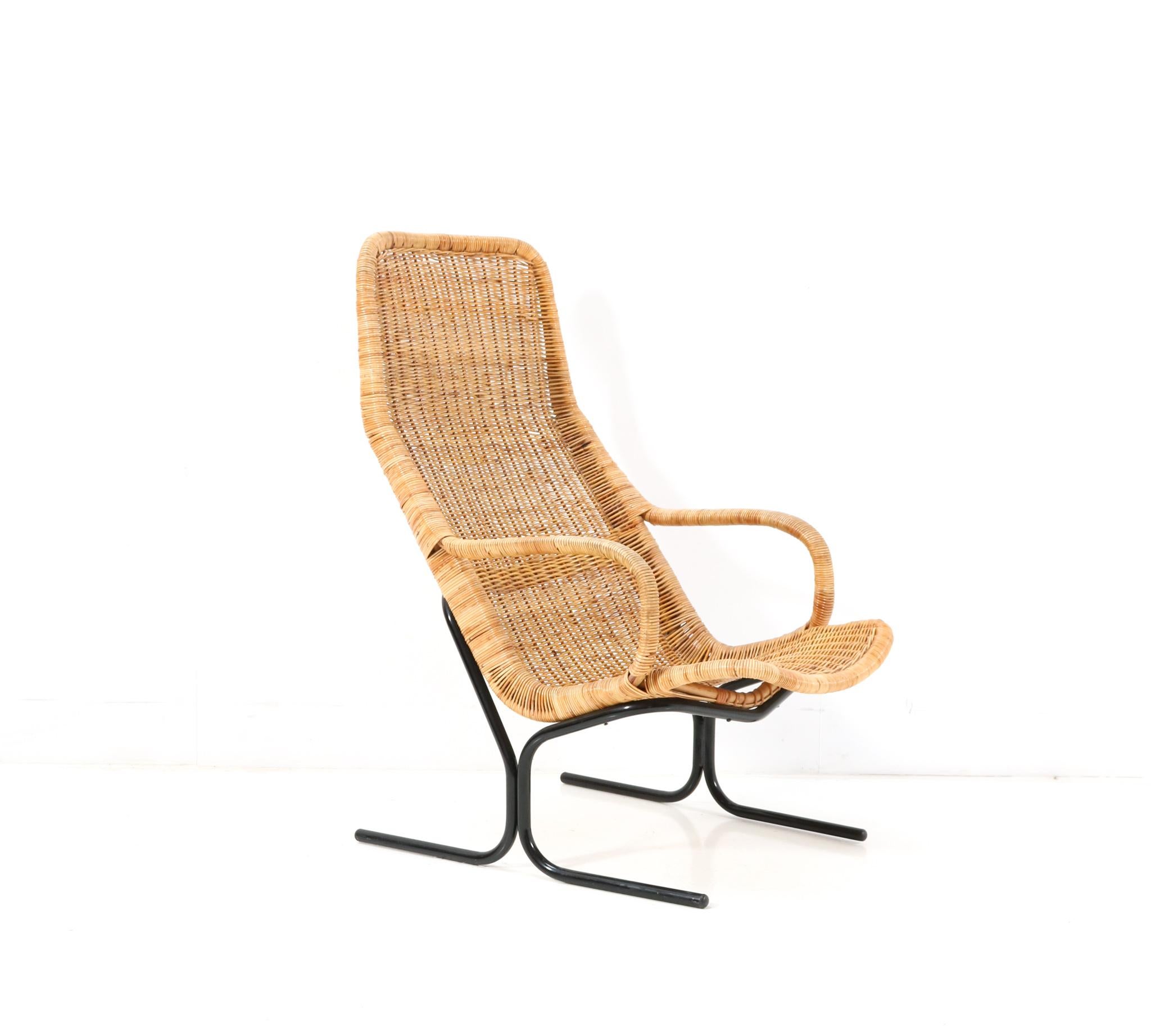 Lacquered Wicker Mid-Century Modern 514 Lounge Chair by Dirk van Sliedrecht, 1961 For Sale