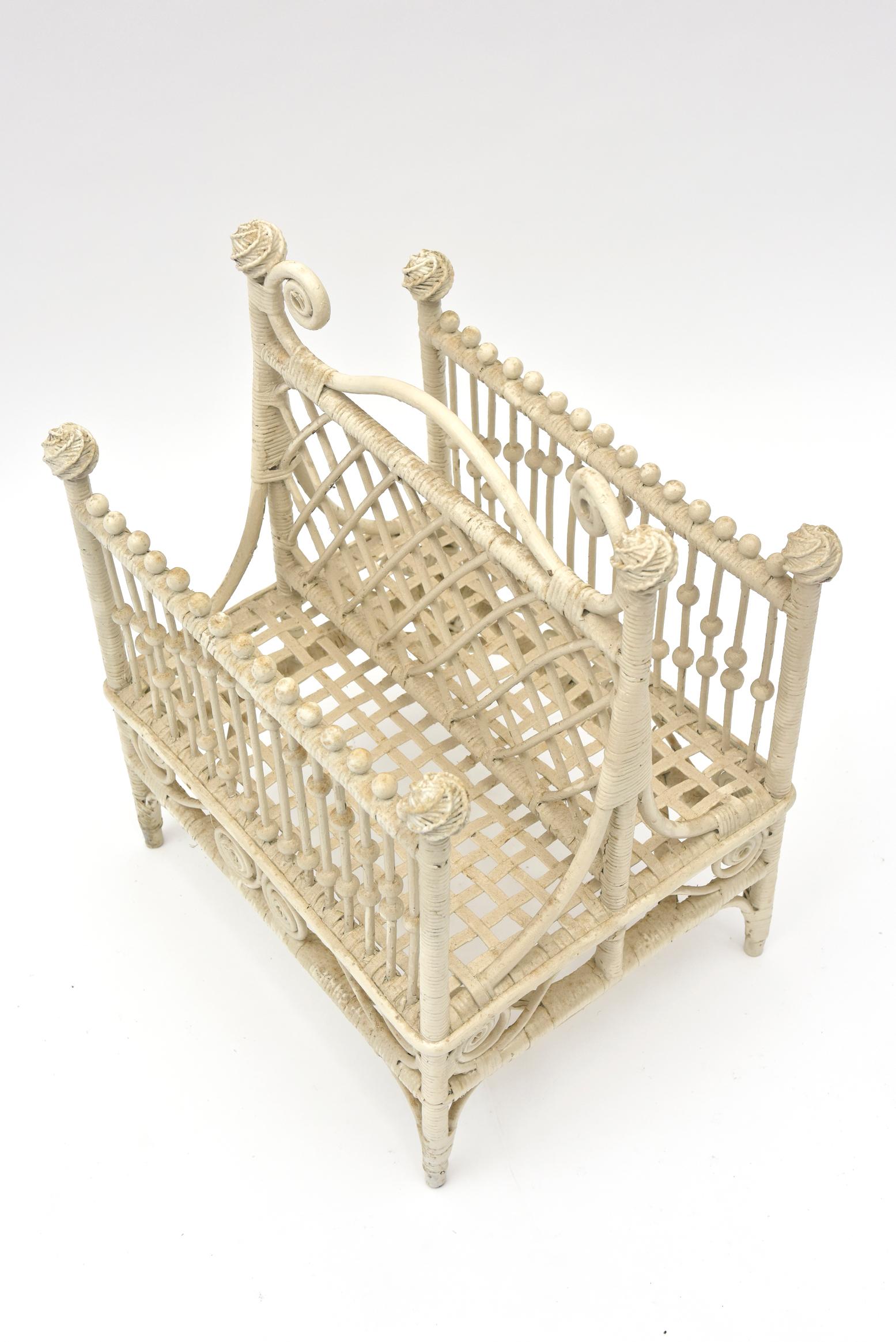 Wicker Ornate Music or Magazine Rack with Beads Curlicues and Woven Ball Finial For Sale 3
