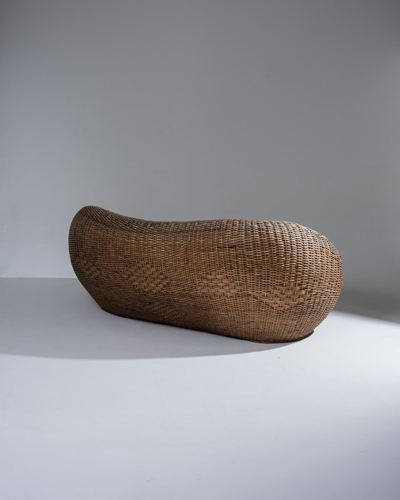 Wicker Outdoor Sofa, 1960s In Good Condition For Sale In PARIS, FR