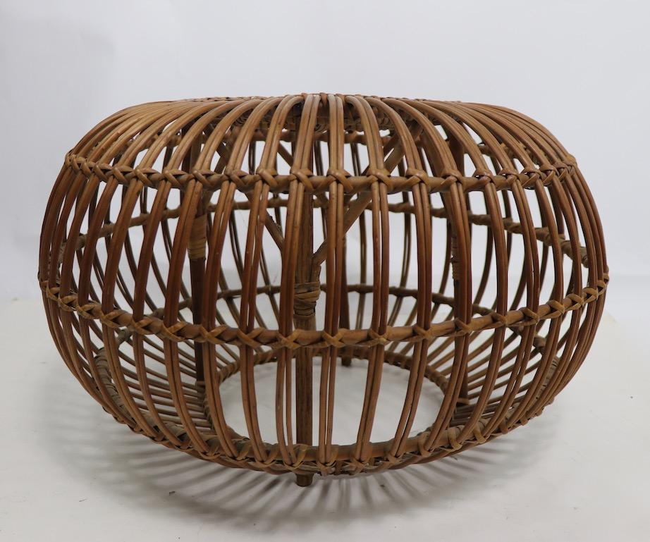 Wicker Pouf Ottoman by Albini In Good Condition In New York, NY