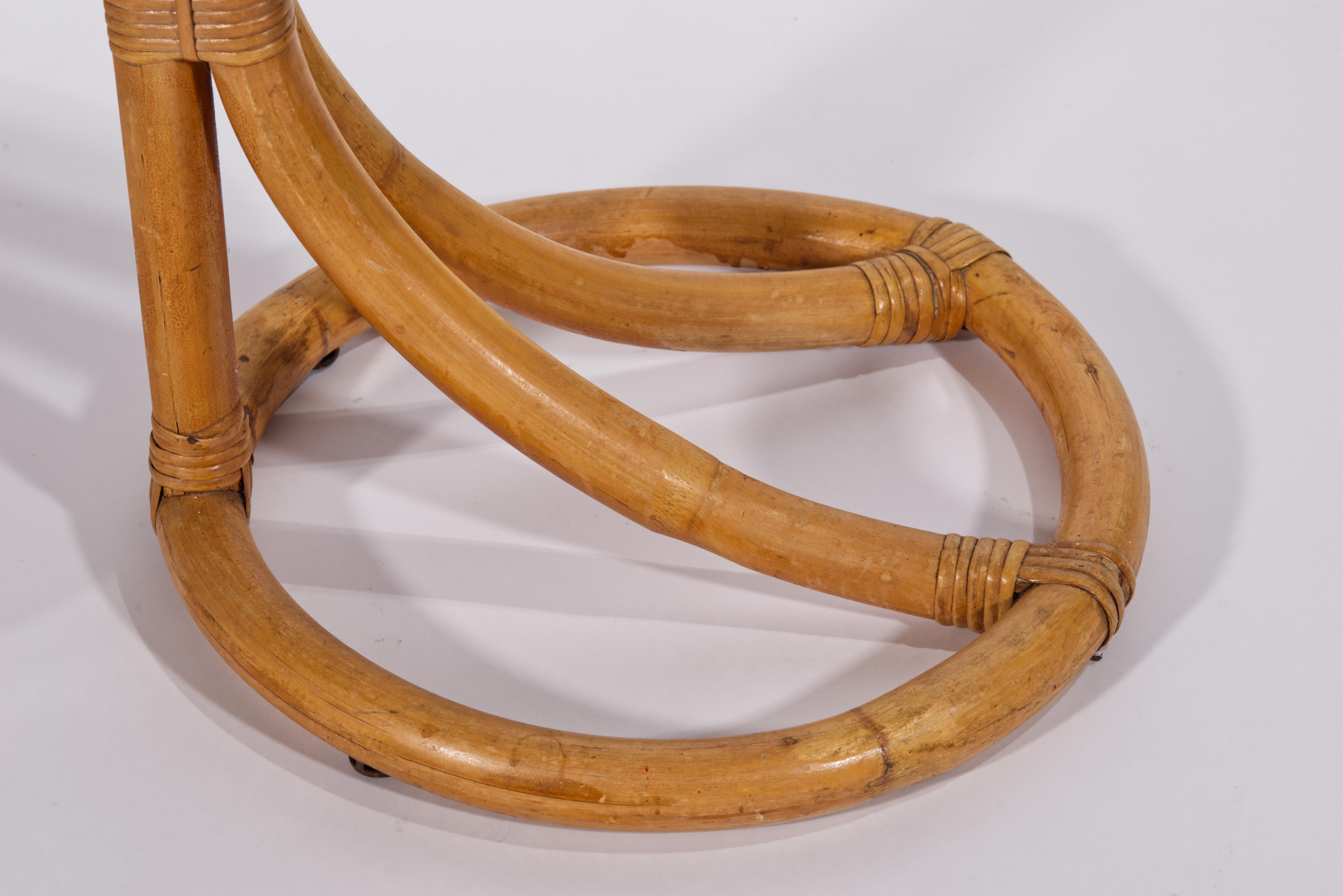 Wicker Rattan Bamboo Drinks Side Table, Italy, 1950s In Good Condition For Sale In Clifton Springs, NY