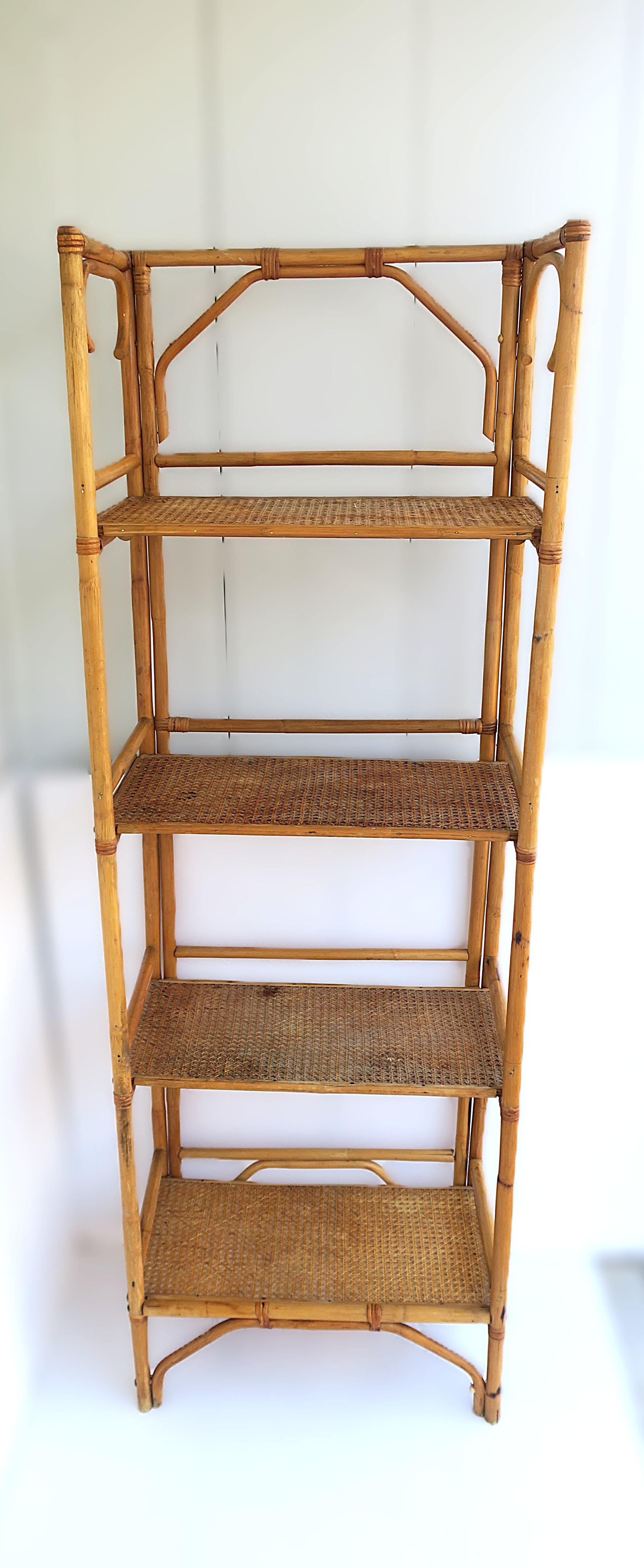 Bohémien Libreria Étagère in vimini e canna di rattan in vendita