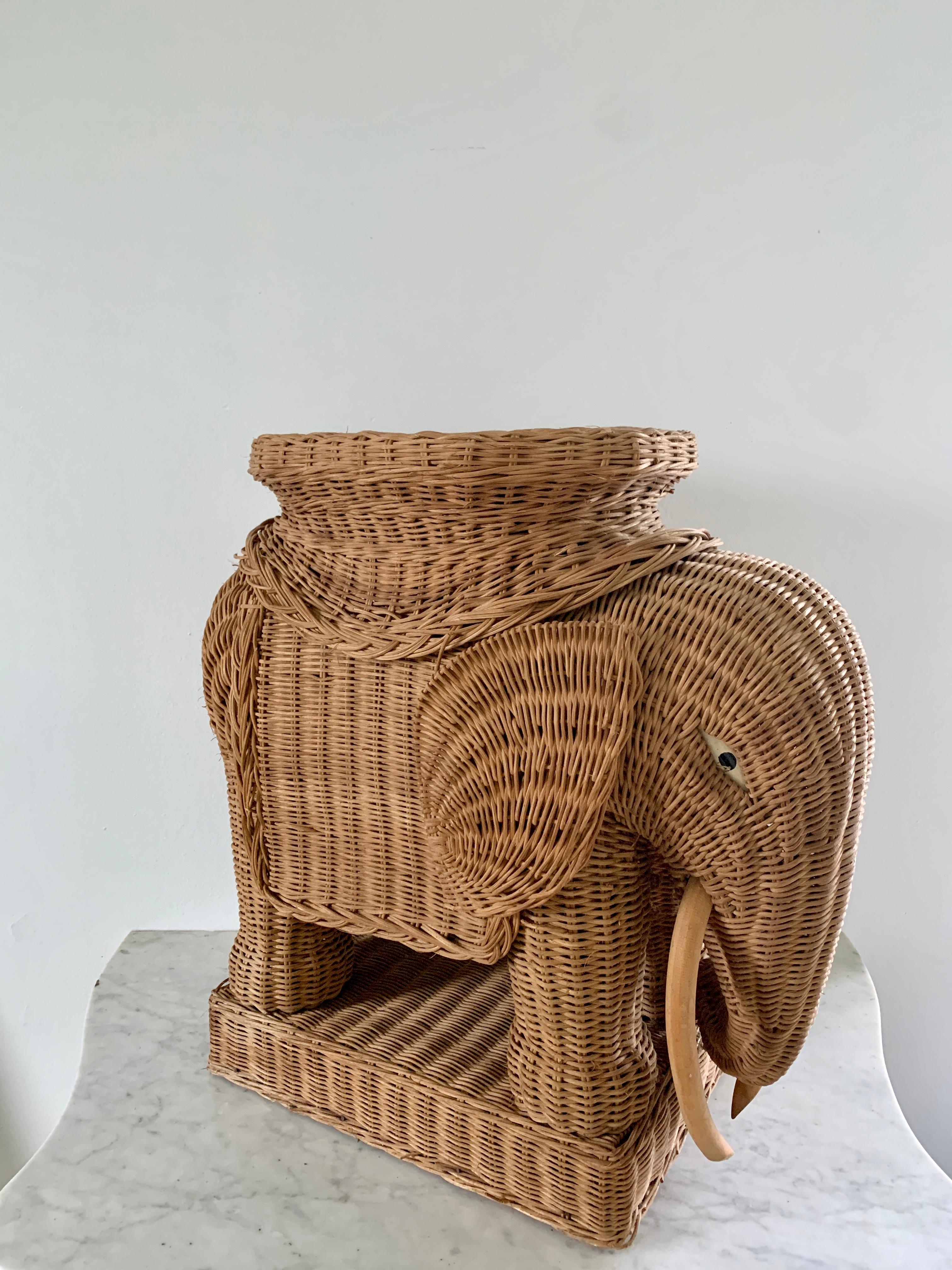 Late 20th Century Wicker Rattan Elephant Garden Stool or Side Table, 1970s