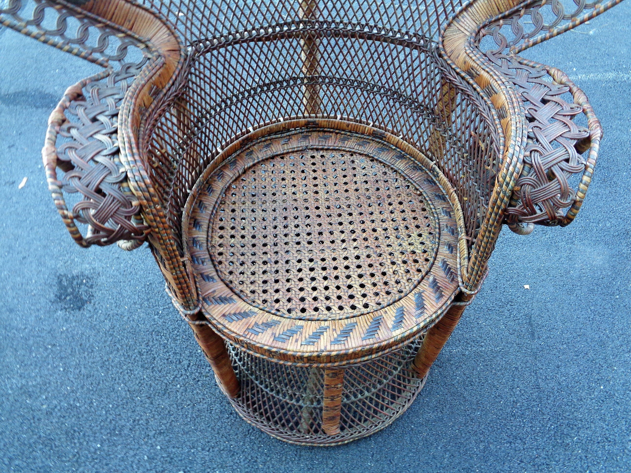 peacock chair outdoor