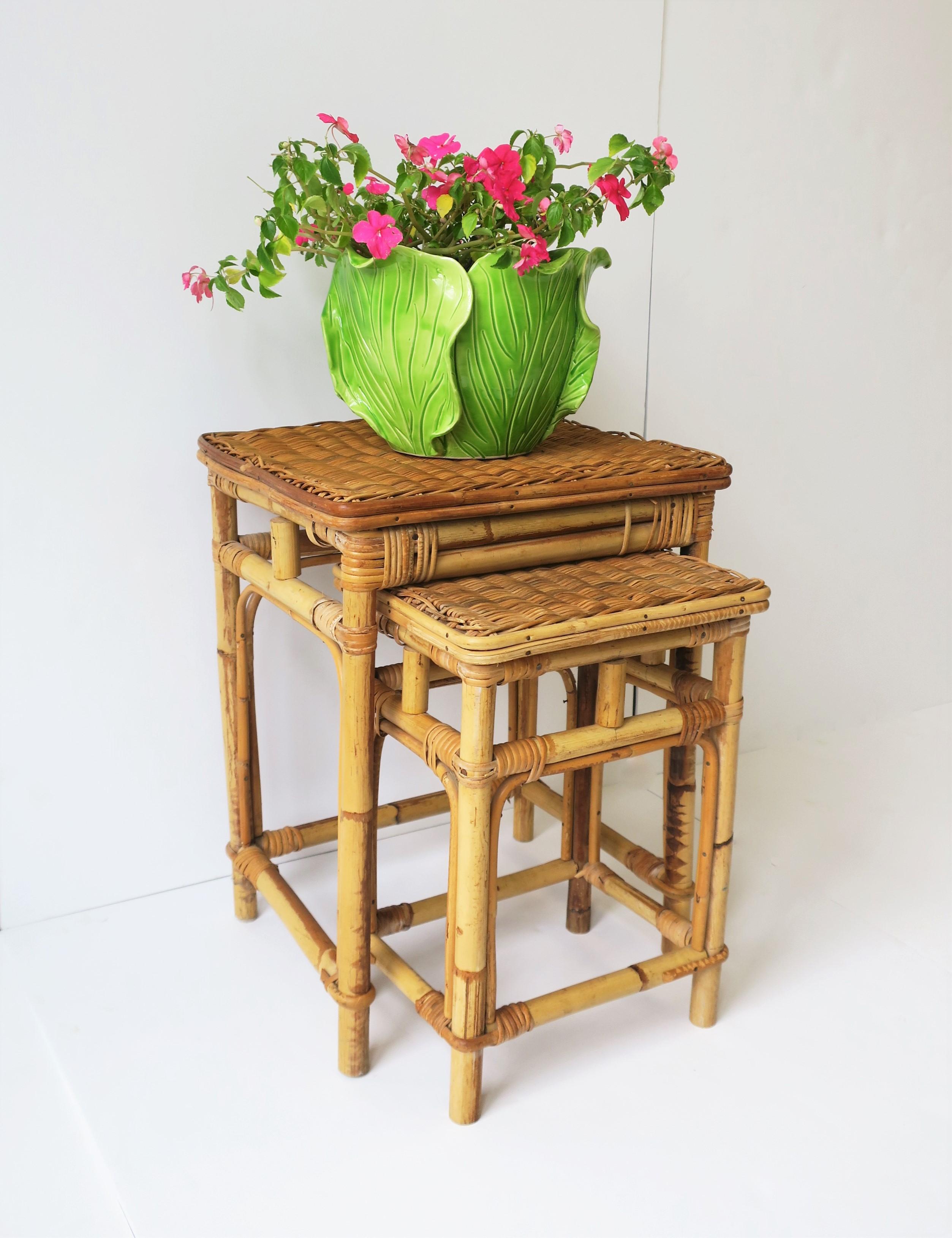 Wicker Rattan Nesting Side Tables, Set of 2 In Good Condition In New York, NY