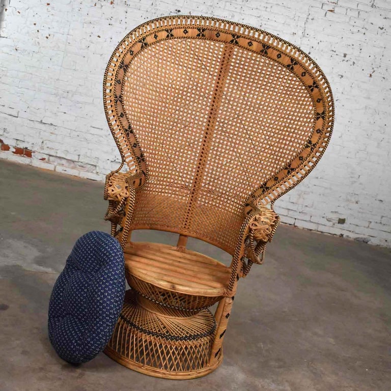 Wicker Rattan Peacock Fan Back Chair Vintage Bohemian Hollywood Regency