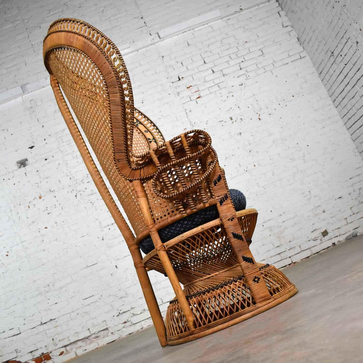 wicker fan back chair