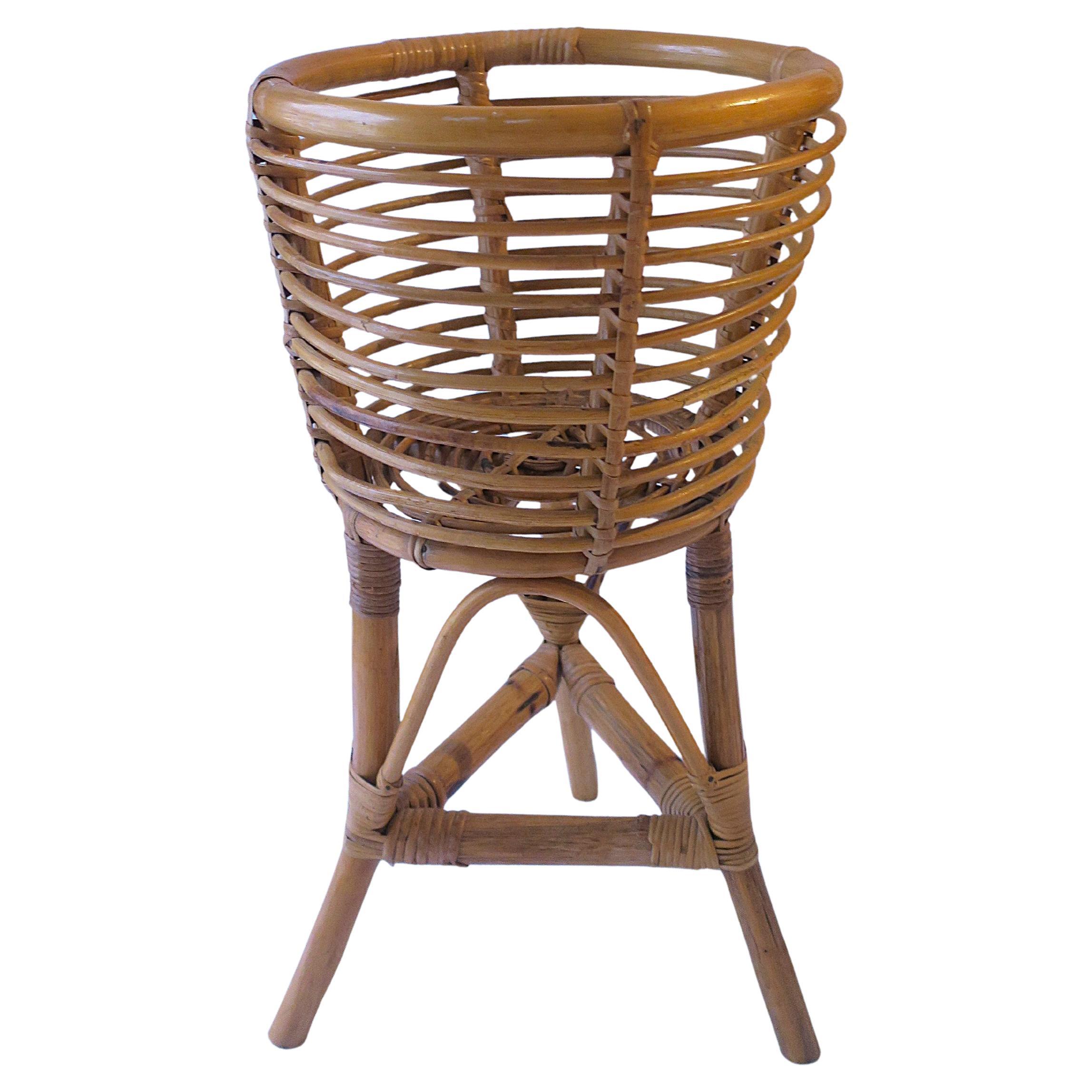 Wicker Rattan Plant Stand Holder Cachepot For Sale