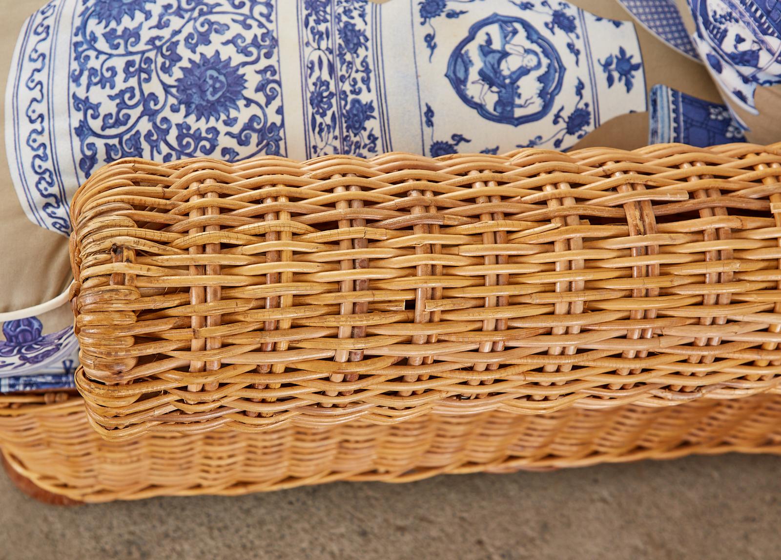 Wicker Rattan Settee and Armchair Chinoiserie Blue and White Upholstery For Sale 6