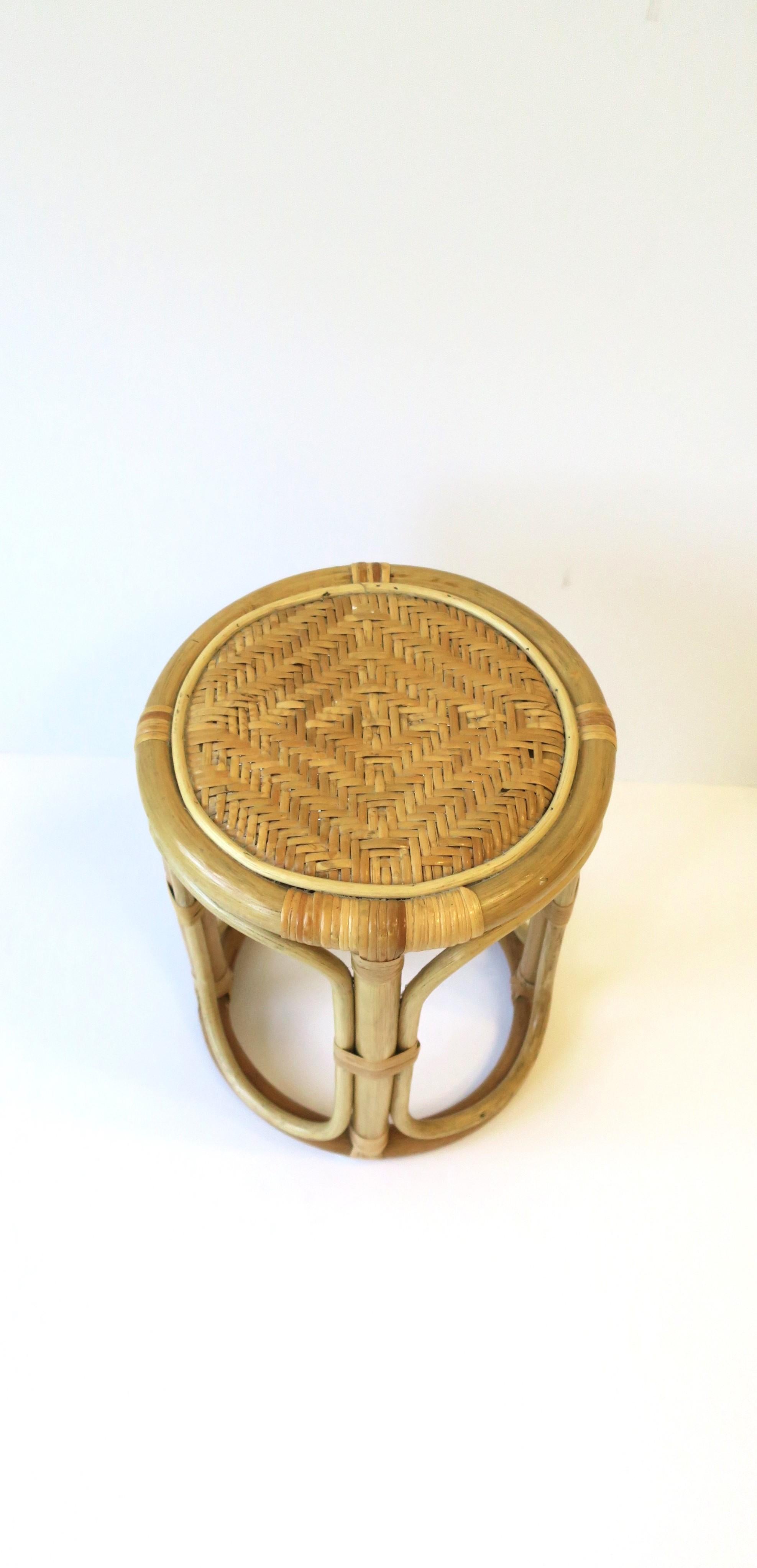 Wicker Rattan Stool or Drinks Table For Sale 1