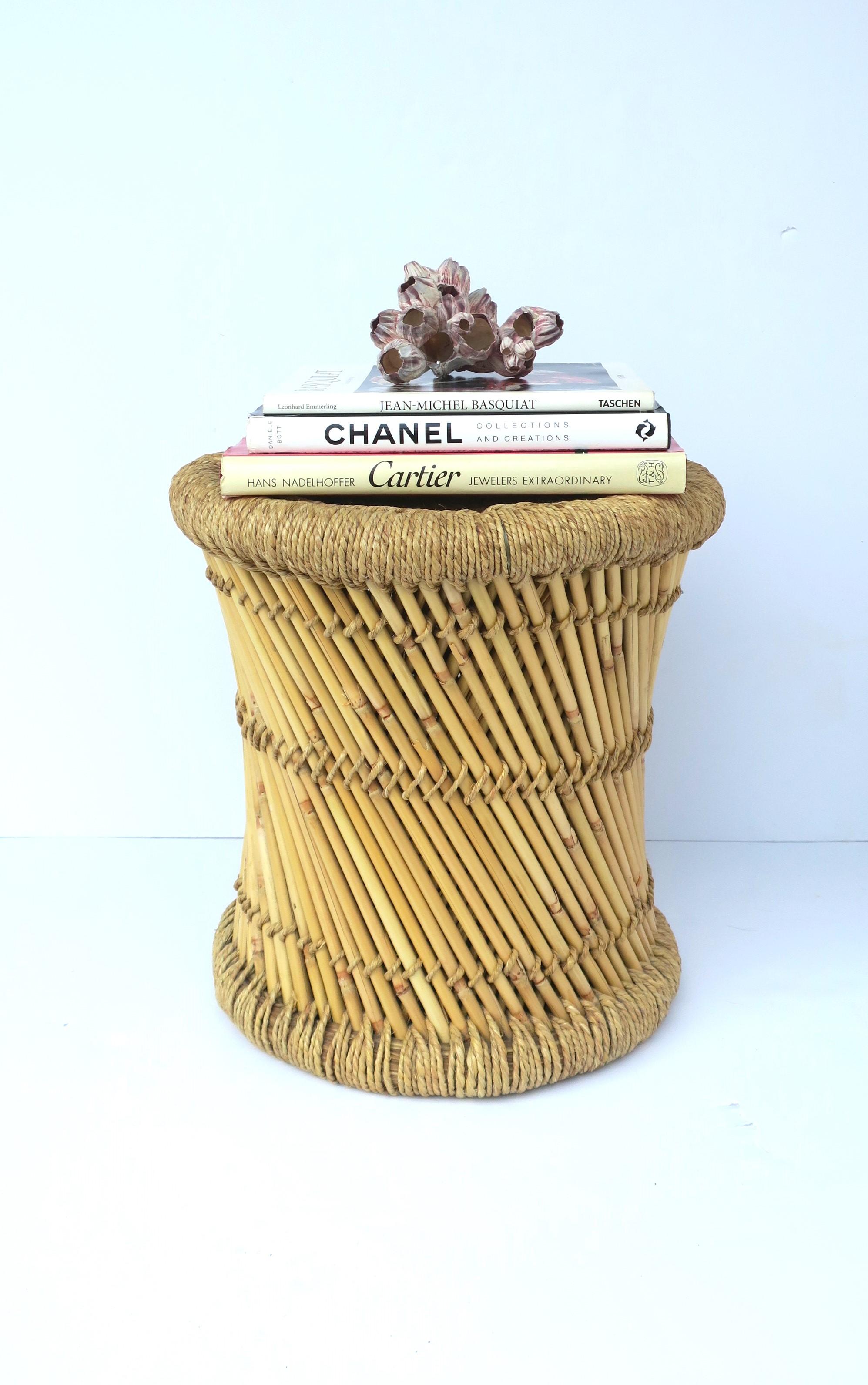Wicker Reed Stool or Pedestal Drink Table For Sale 1