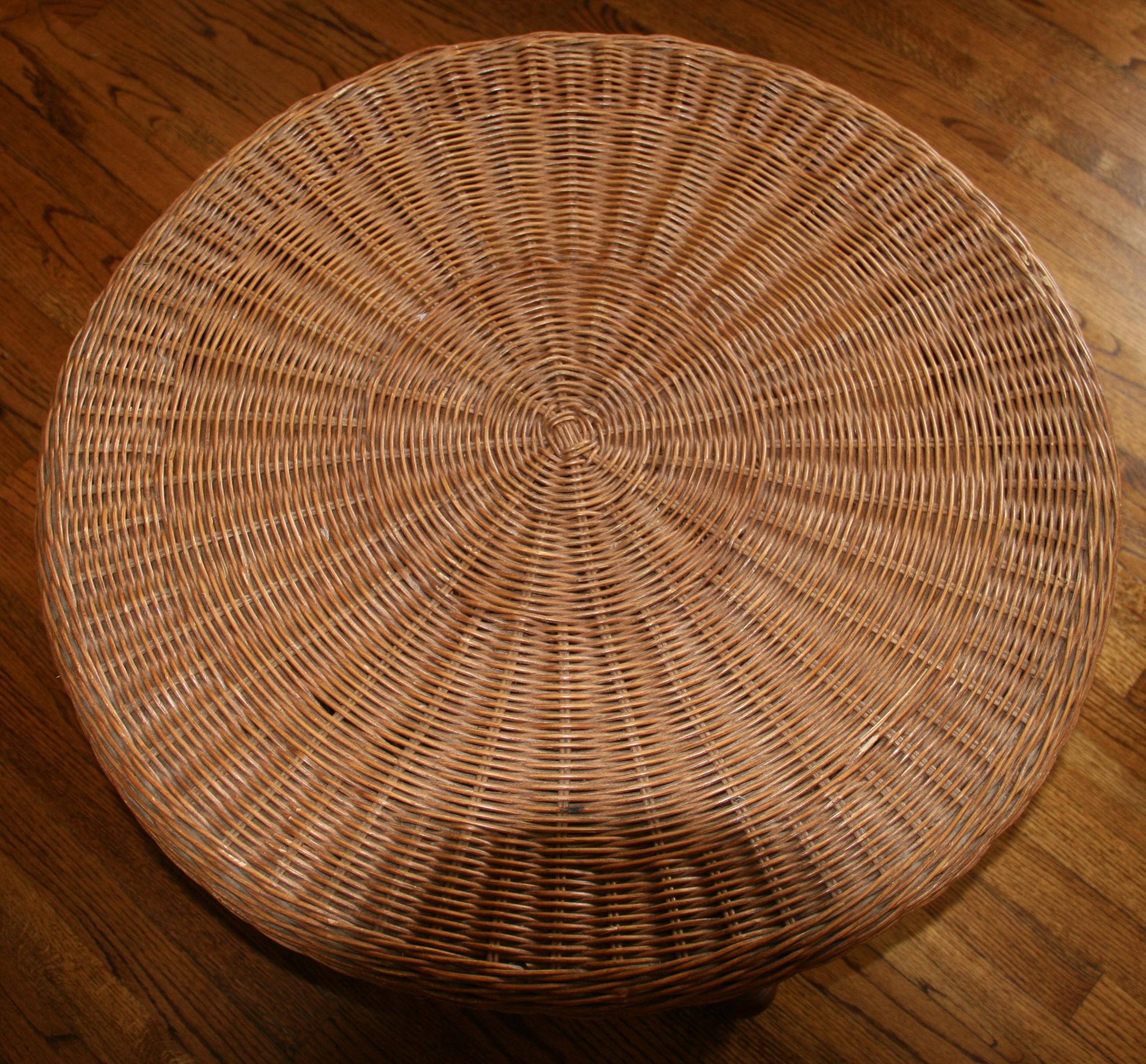 Hand-Crafted Wicker Round Two level Coffee Table For Sale
