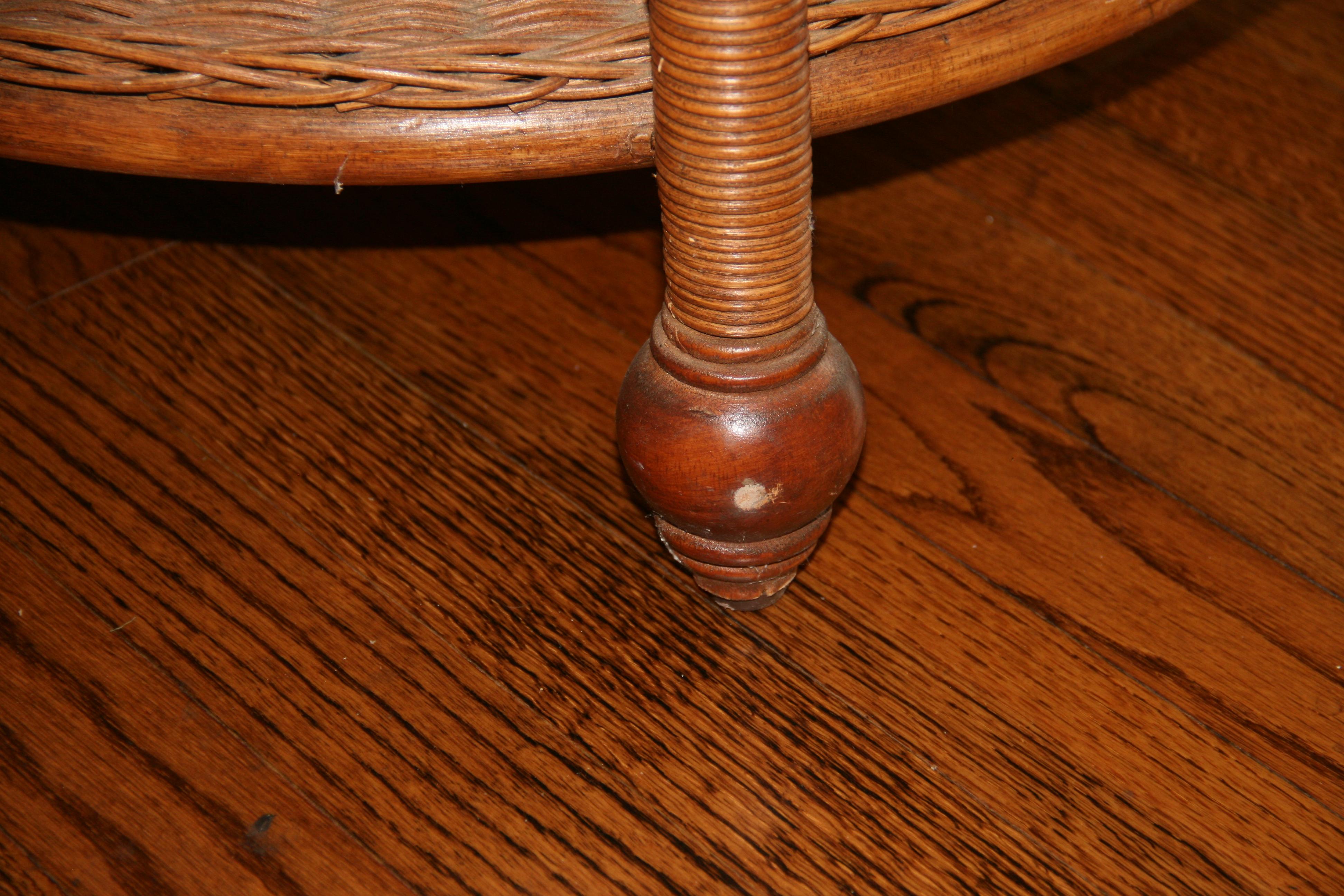 Late 20th Century Wicker Round Two level Coffee Table For Sale