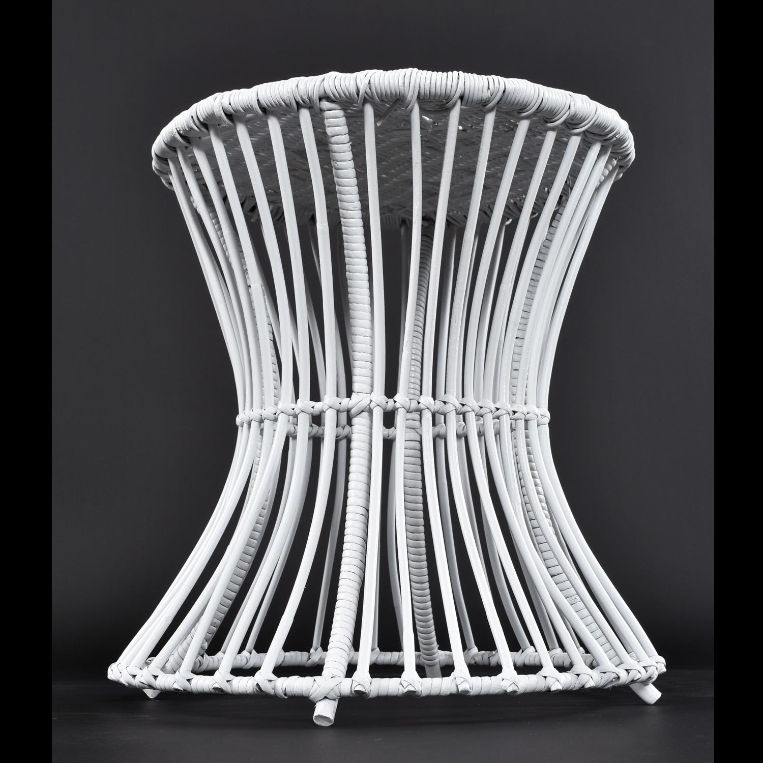 Salterini Radar-Stühle aus Korbweide mit Sockel und Beistelltischen, Sitzset aus Korbweide (Metall) im Angebot
