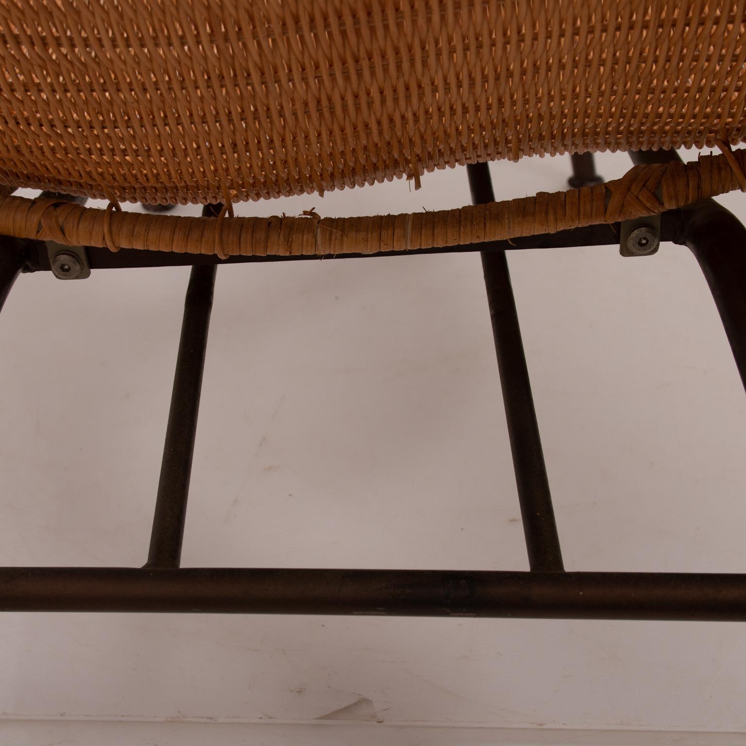 Wicker Shaped Chaise Lounge Chair mit Metallgestell 6