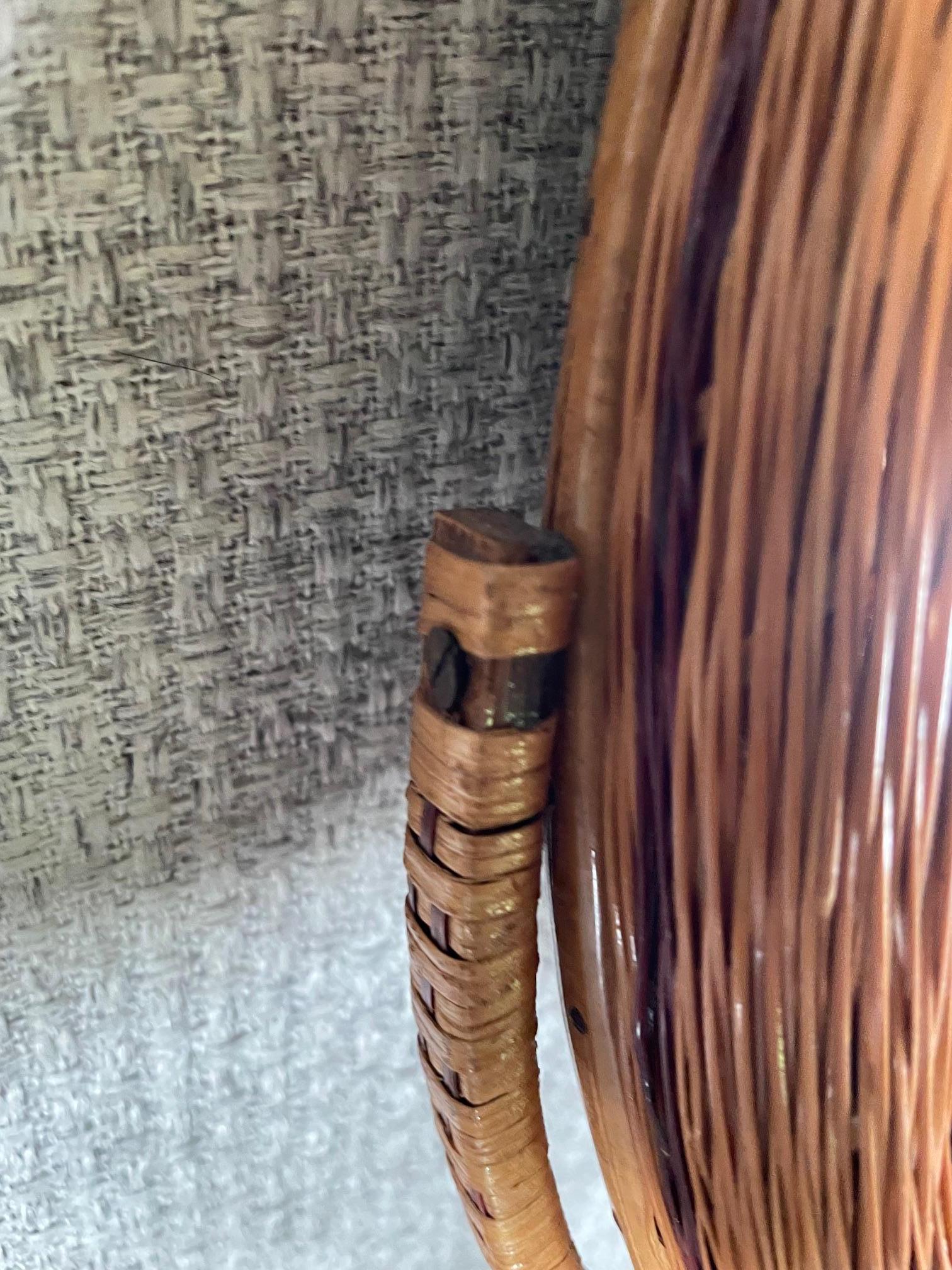 Wicker table mirror 1