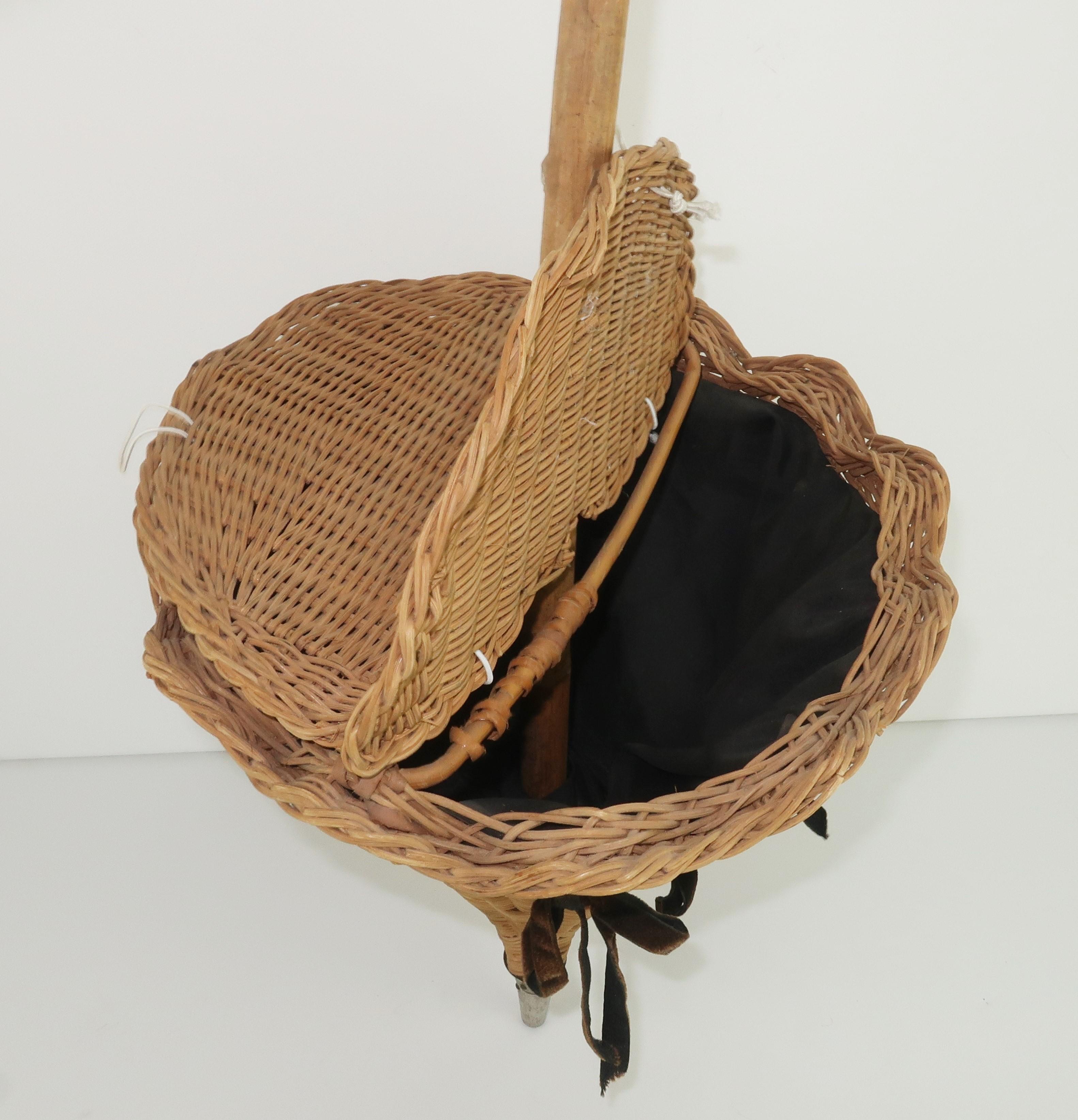 Brown Wicker Umbrella Parasol Basket Novelty Handbag, 1950's