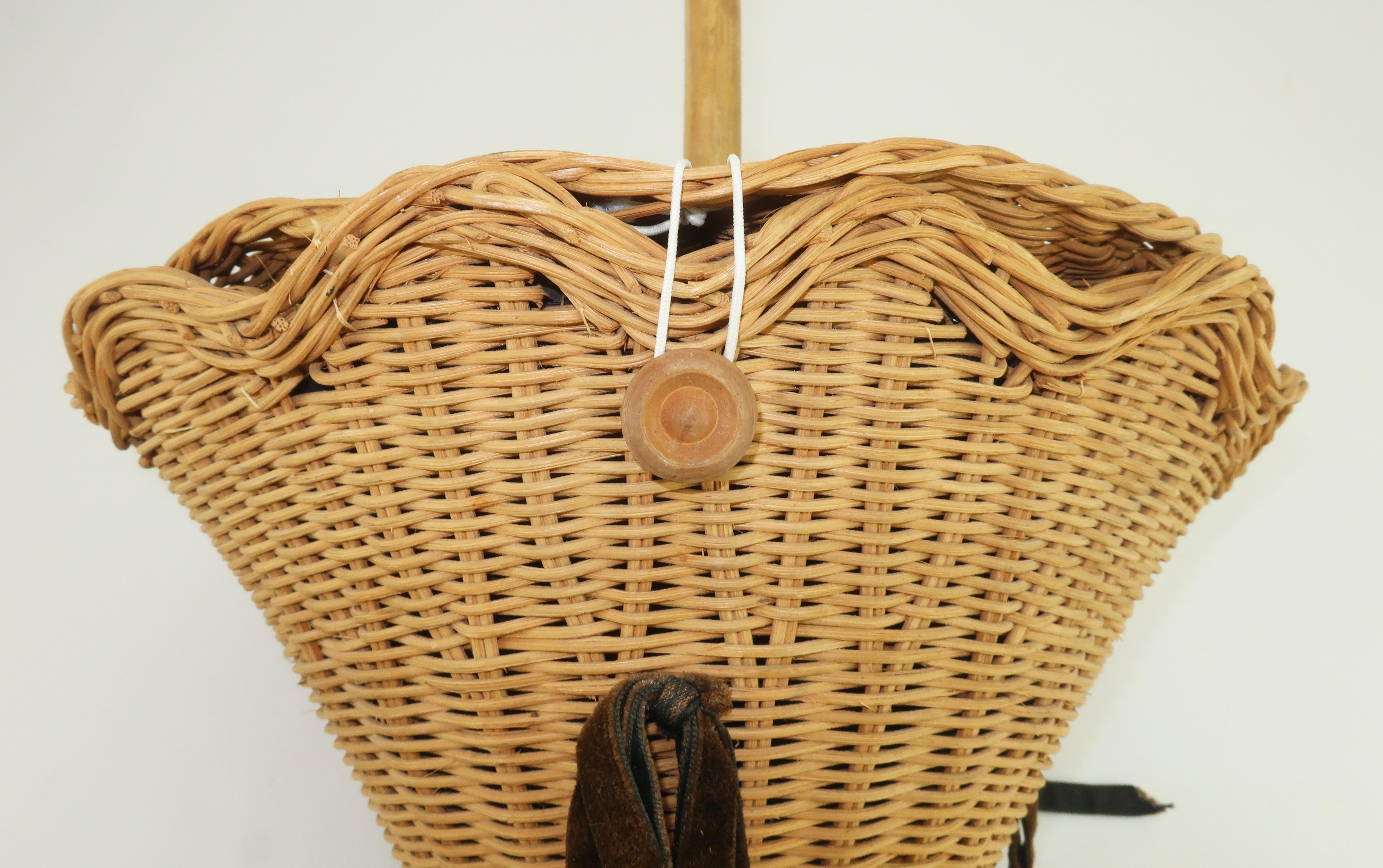Wicker Umbrella Parasol Basket Novelty Handbag, 1950's 1