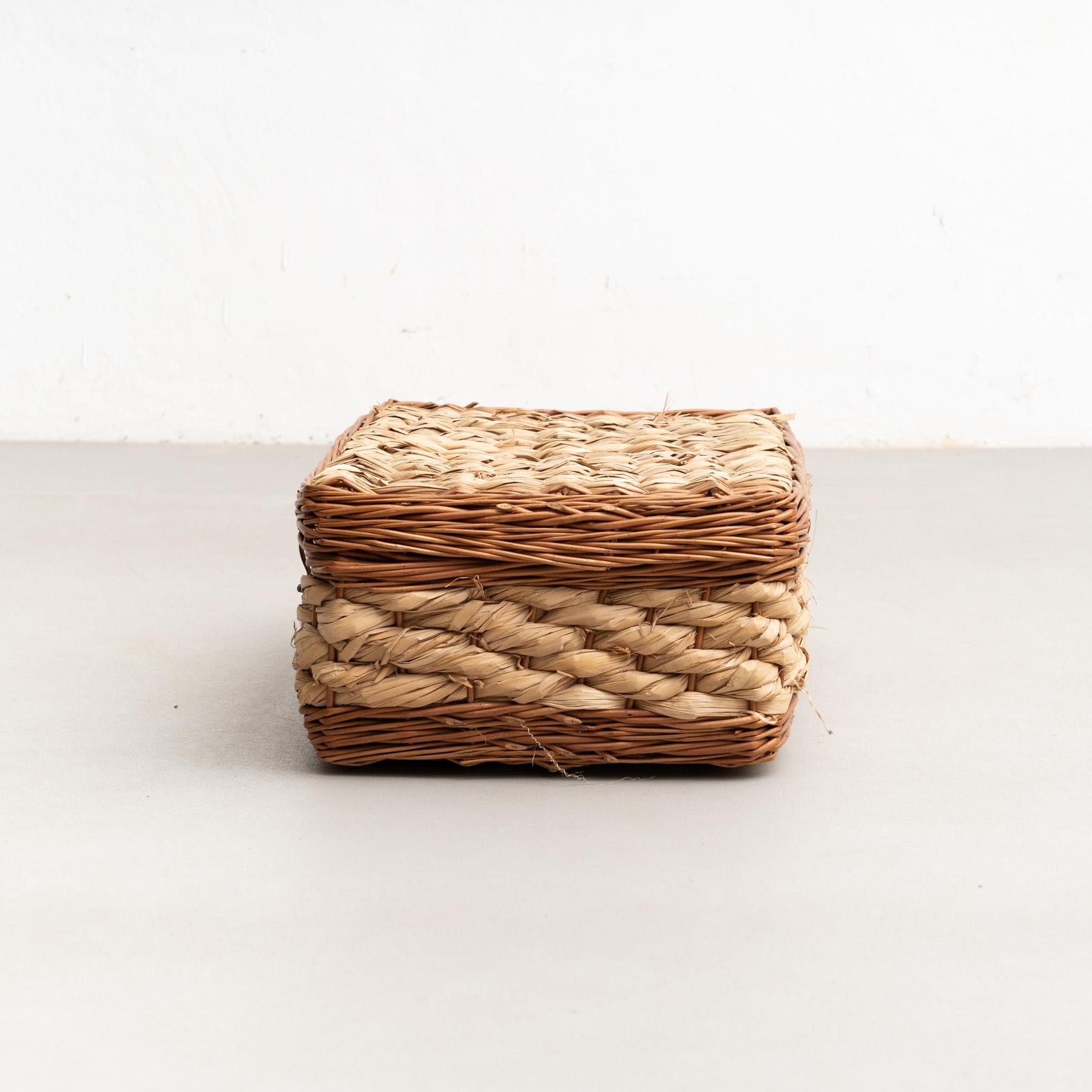 French Wicker Vintage Case, circa 1940 For Sale