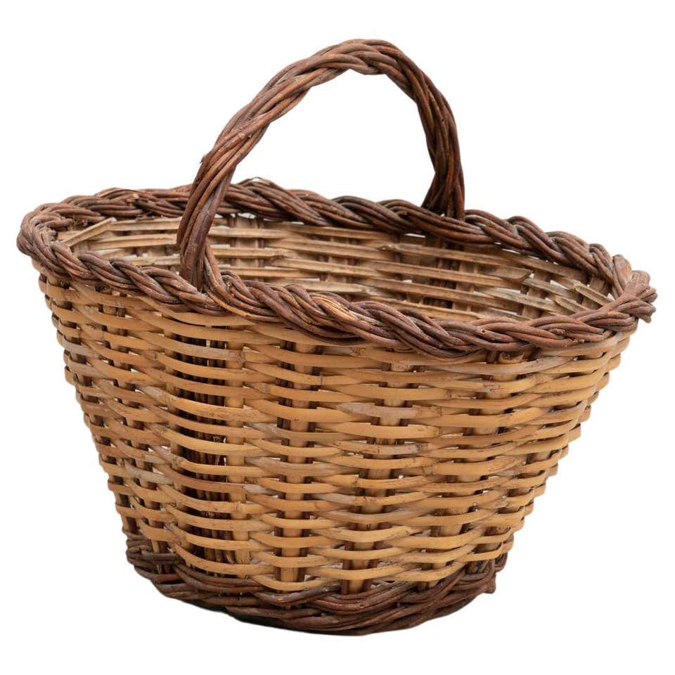 Basket circa Clearance