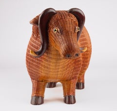 Wasserbüffelfigur aus Korbweide von Shanghai Handicrafts