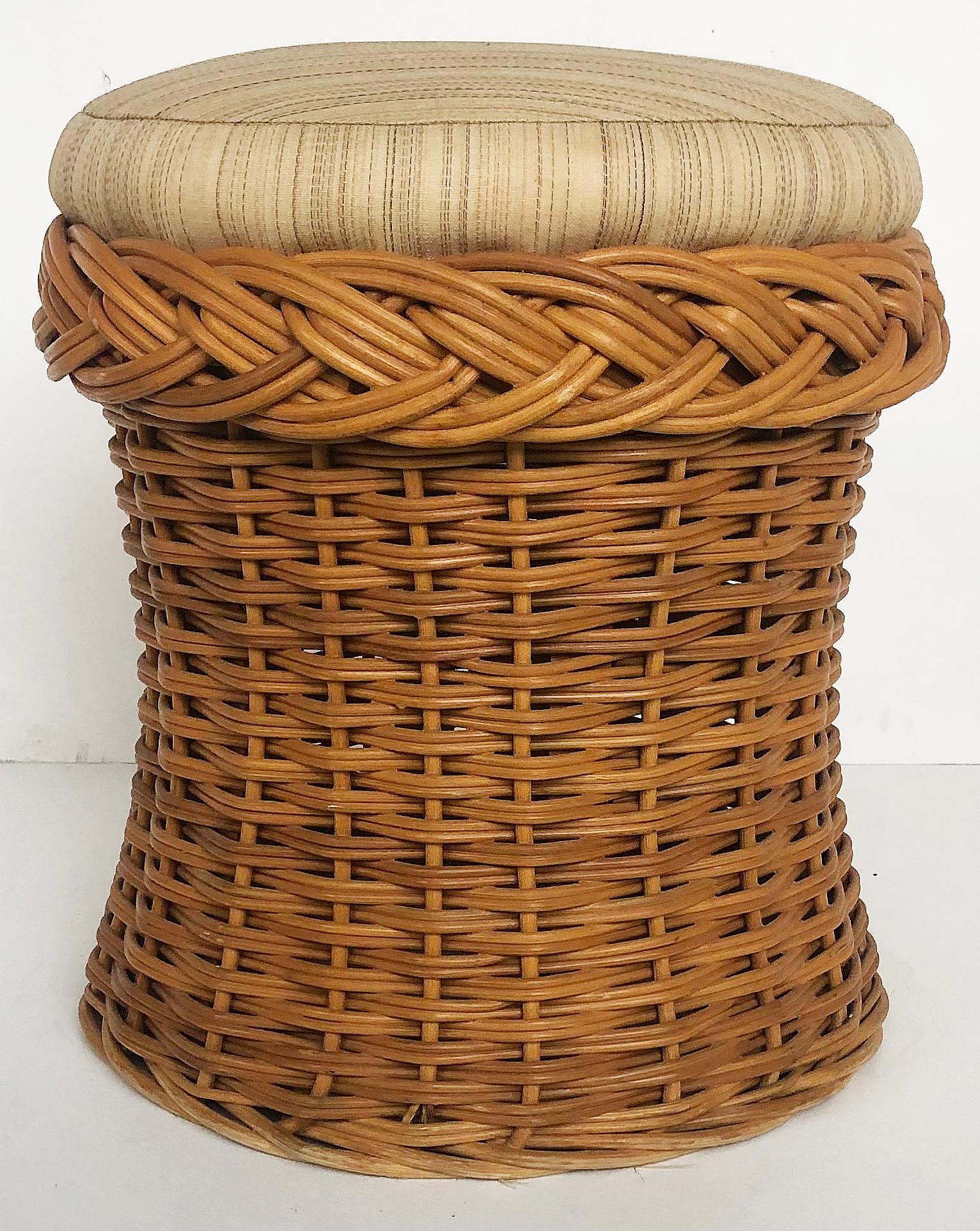 Wicker works rattan stool with upholstered seat cushion

Offered for sale is vintage wicker still that has the Wicker Works signature braided trim edge at the top. The stool has a round substantial upholstered seat cushion. The stool can be used