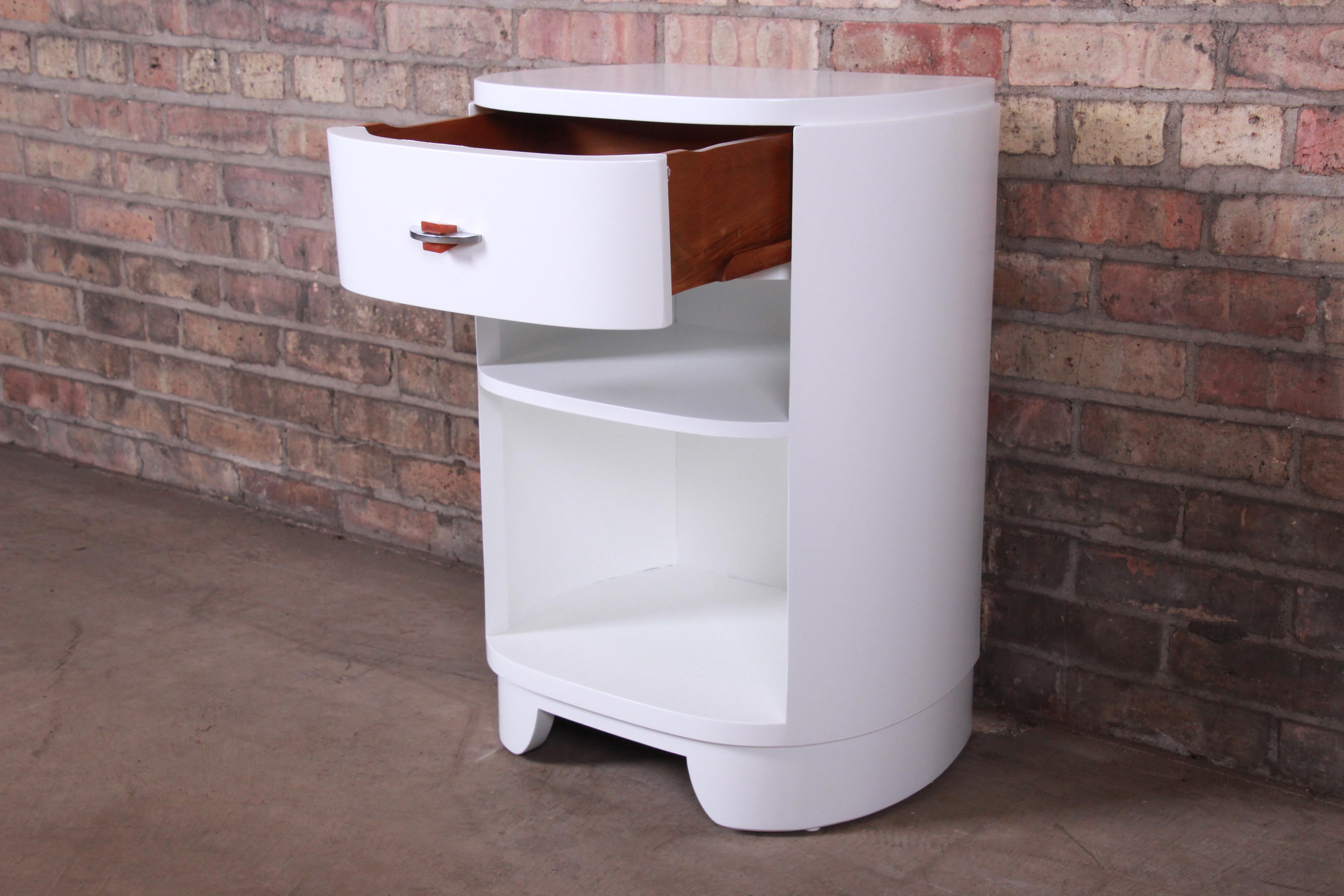 Widdicomb Art Deco White Lacquered Nightstand, Newly Refinished In Good Condition In South Bend, IN