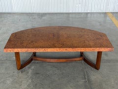 Widdicomb Burled Elm Demi Lune Coffee Table - Table à cocktail moderne du milieu du siècle dernier