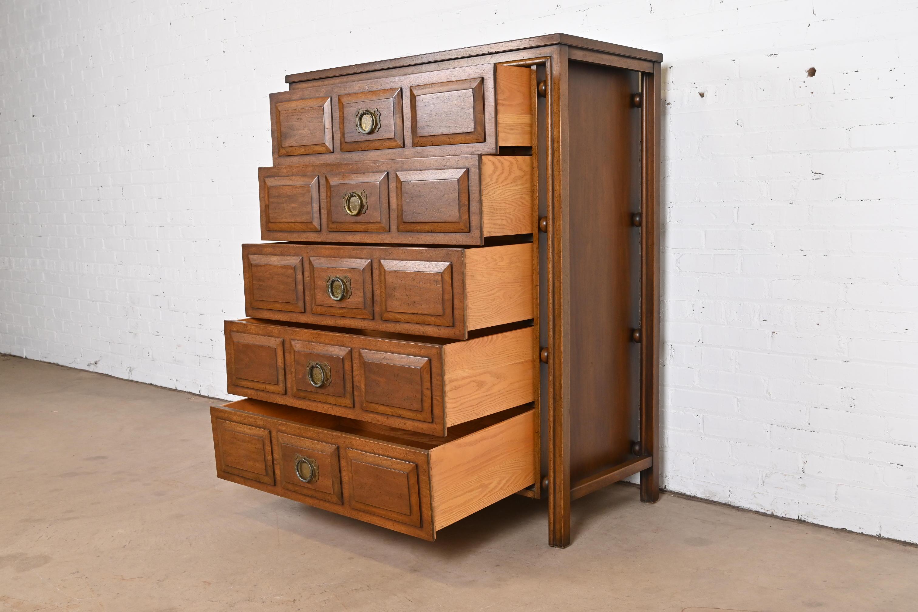 Widdicomb Midcentury Hollywood Regency Walnut Highboy Dresser, circa 1960s 1