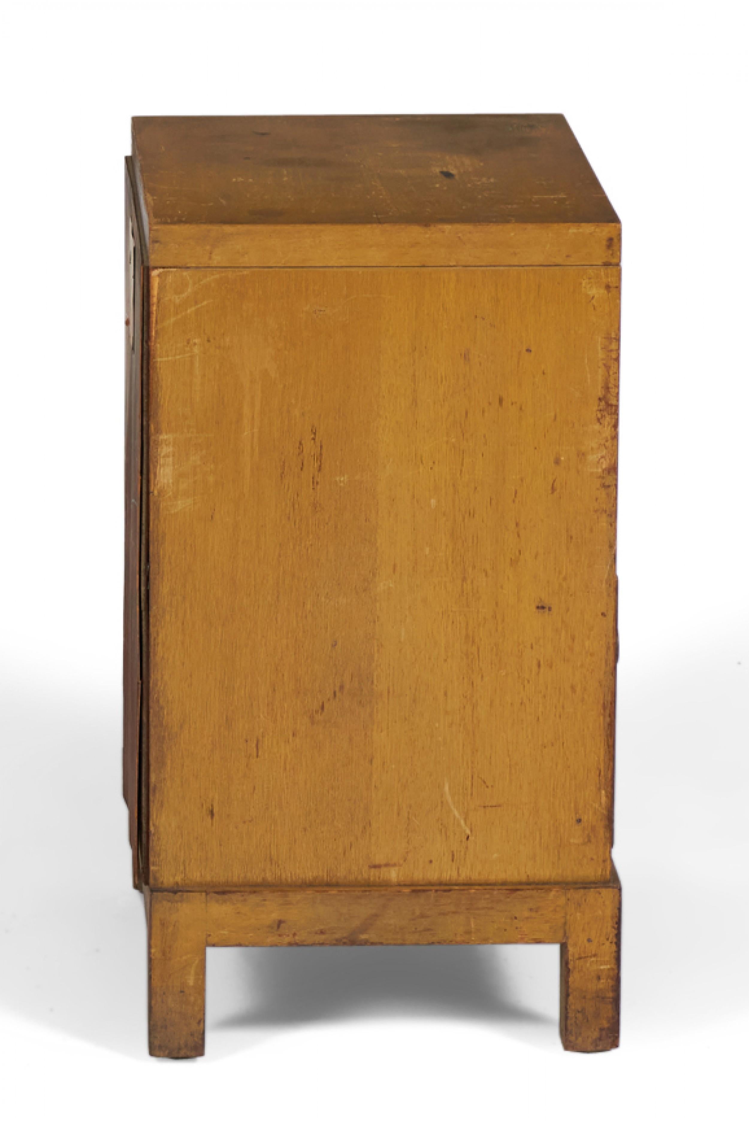 Widdicomb Modern American Mid-Century Walnut Single Drawer Nightstand For Sale 1