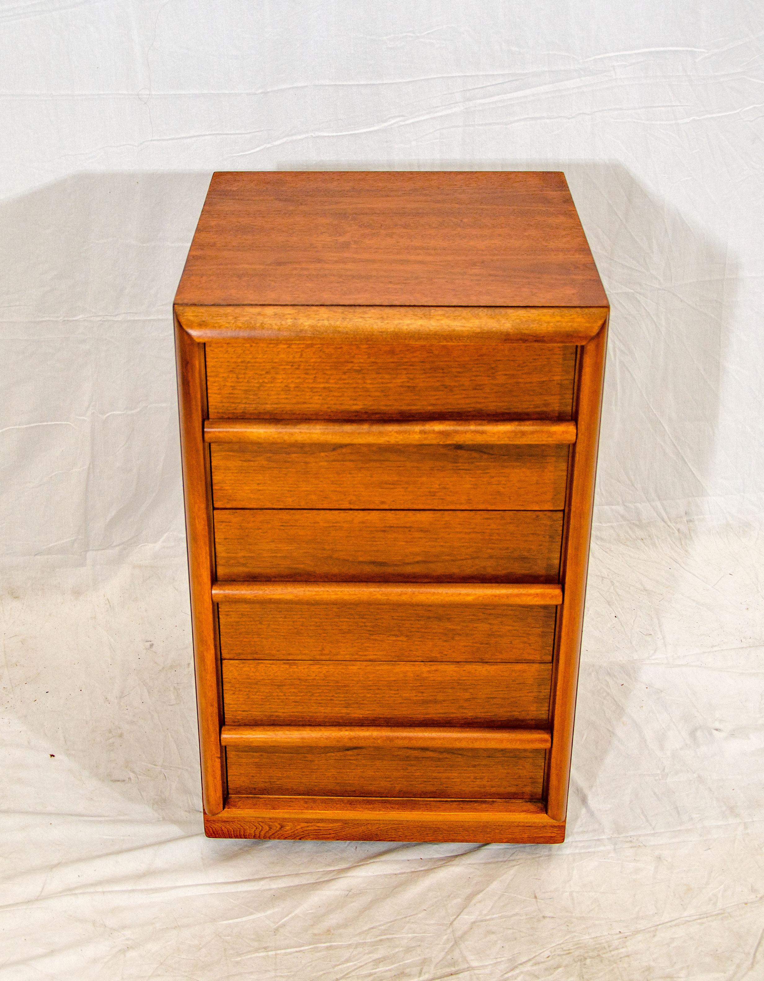 This nice three-drawer nightstand is a good small storage chest as well. The interior drawer space is 15 1/4