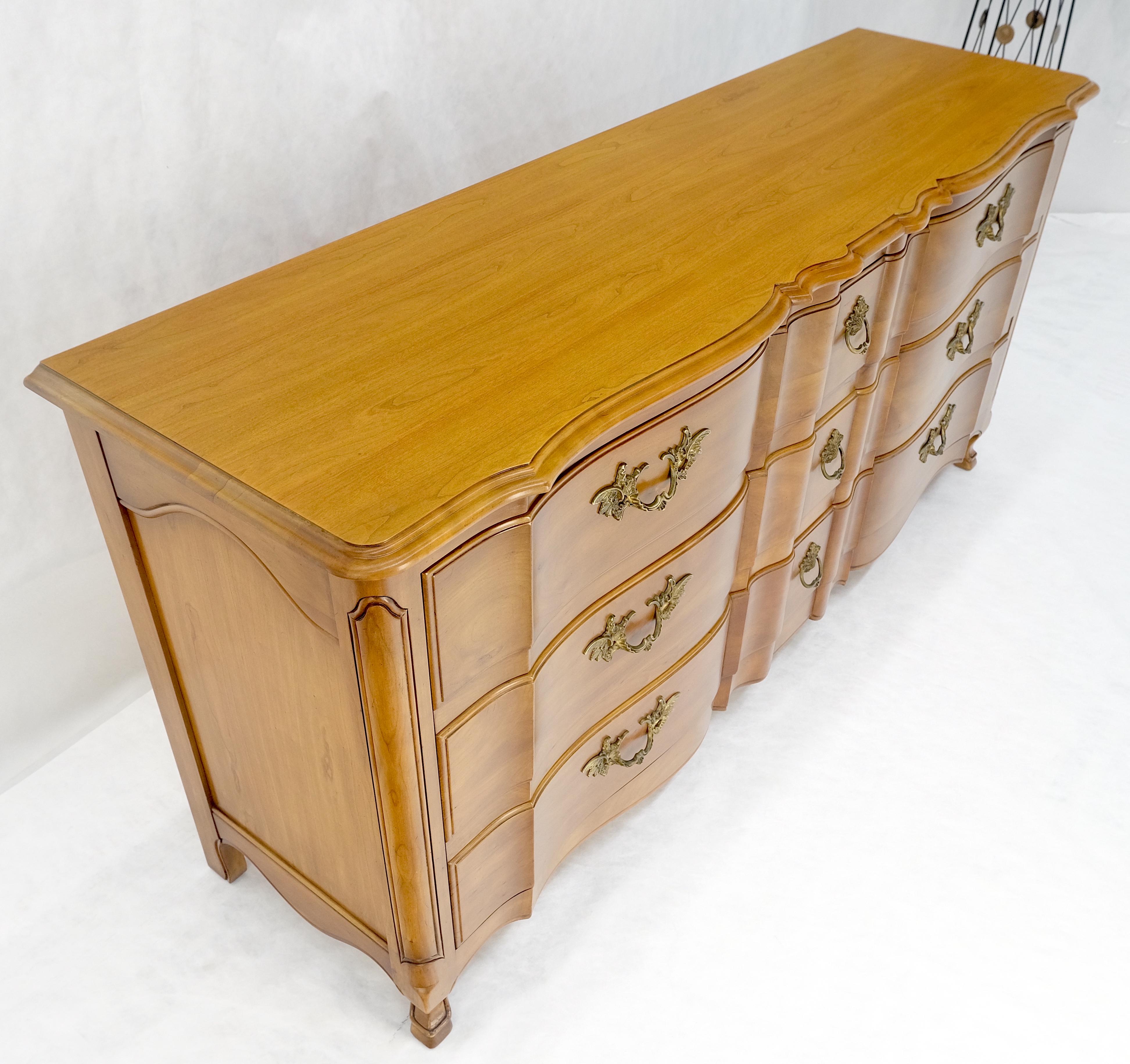 Widdicomb Solid Cherry 9 Drawers Serpentine Front Country French Dresser MINT! For Sale 8