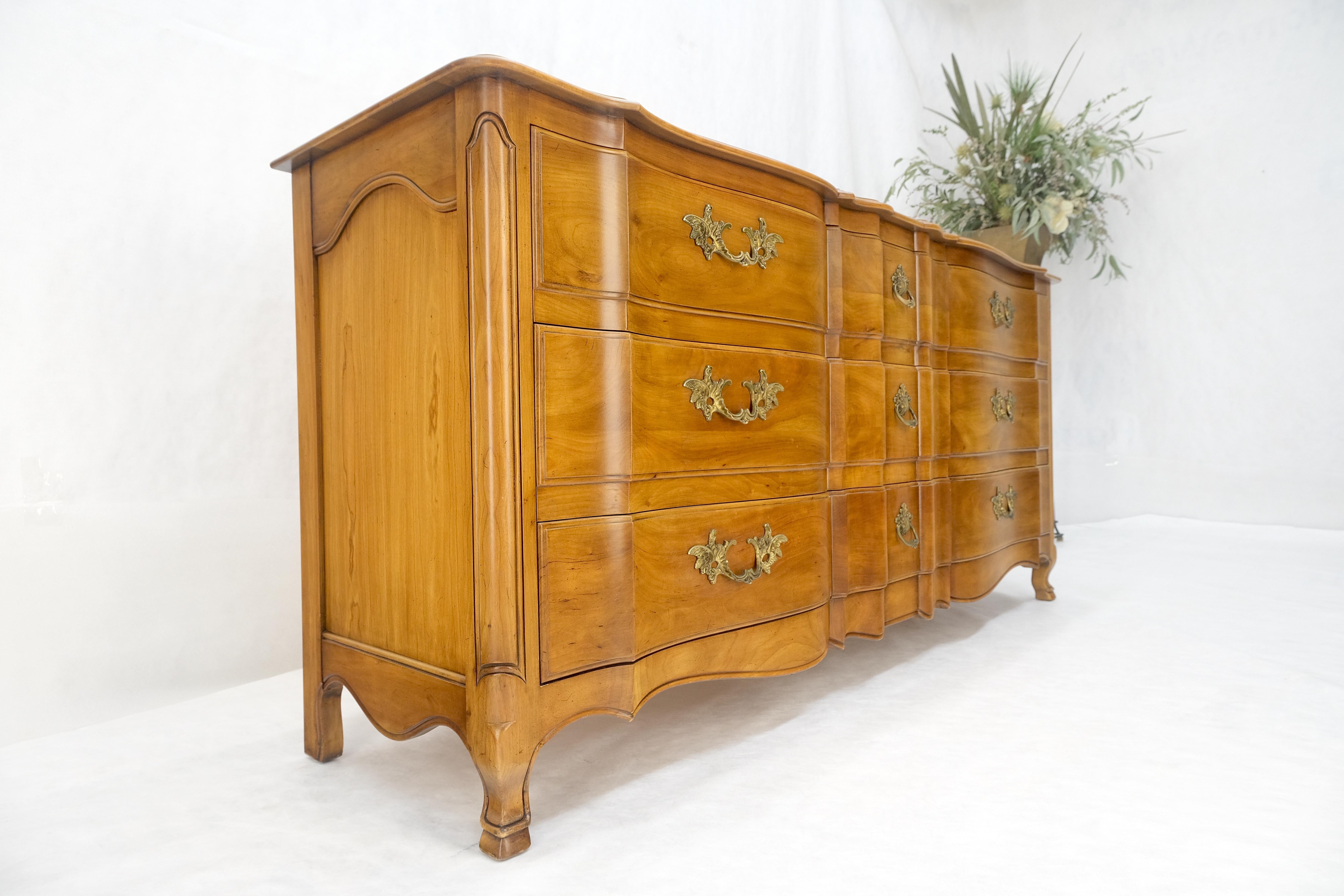 Widdicomb Solid Cherry 9 Drawers Serpentine Front Country French Dresser MINT! For Sale 9