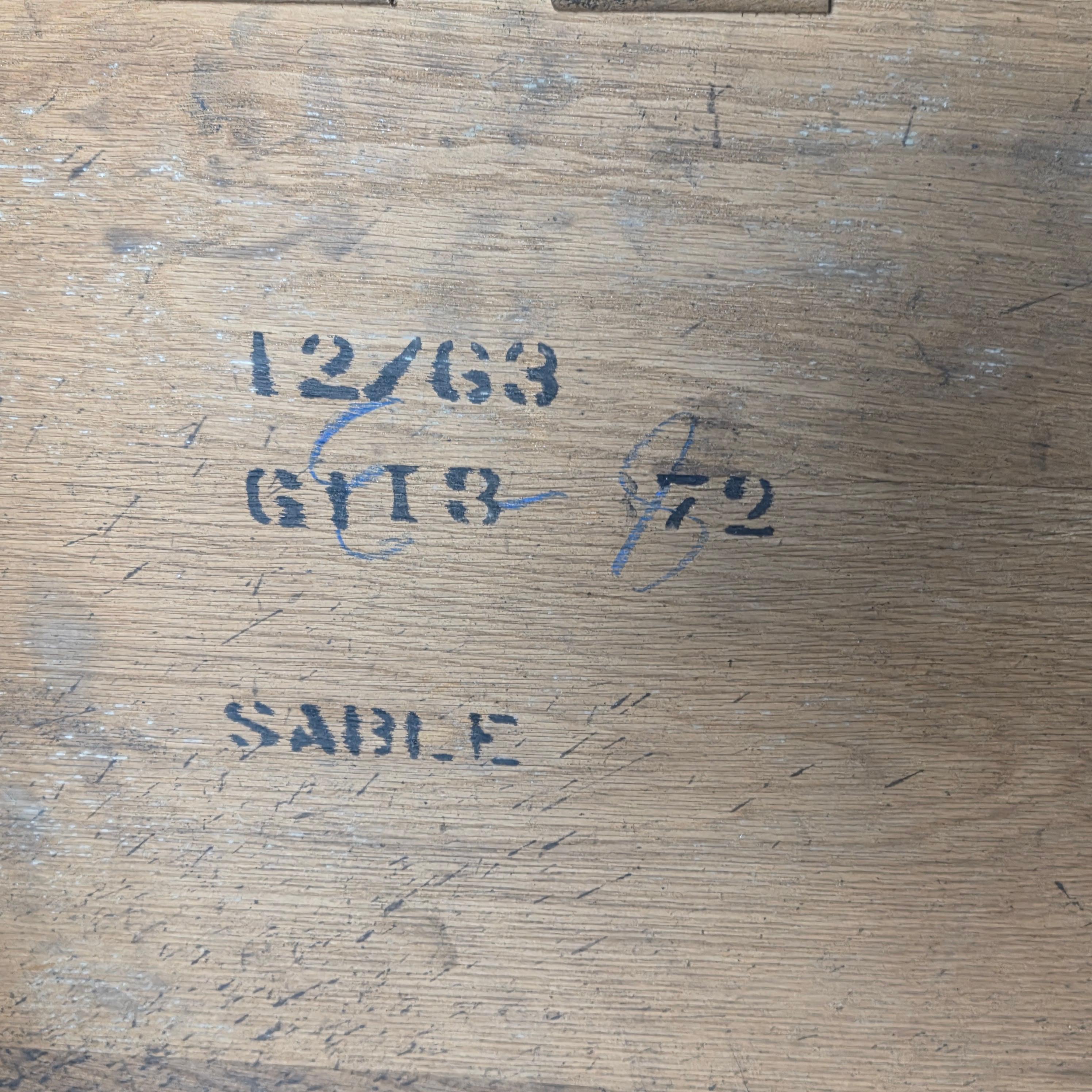 Table basse à trois tiroirs en travertin Widdicomb, 1963 en vente 7