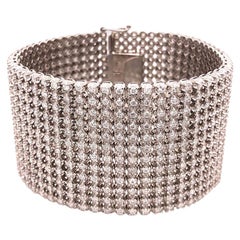 Wide 12-Row Diamond Bracelet, 20 Carat, 672 Diamonds, 18 Karat White Gold