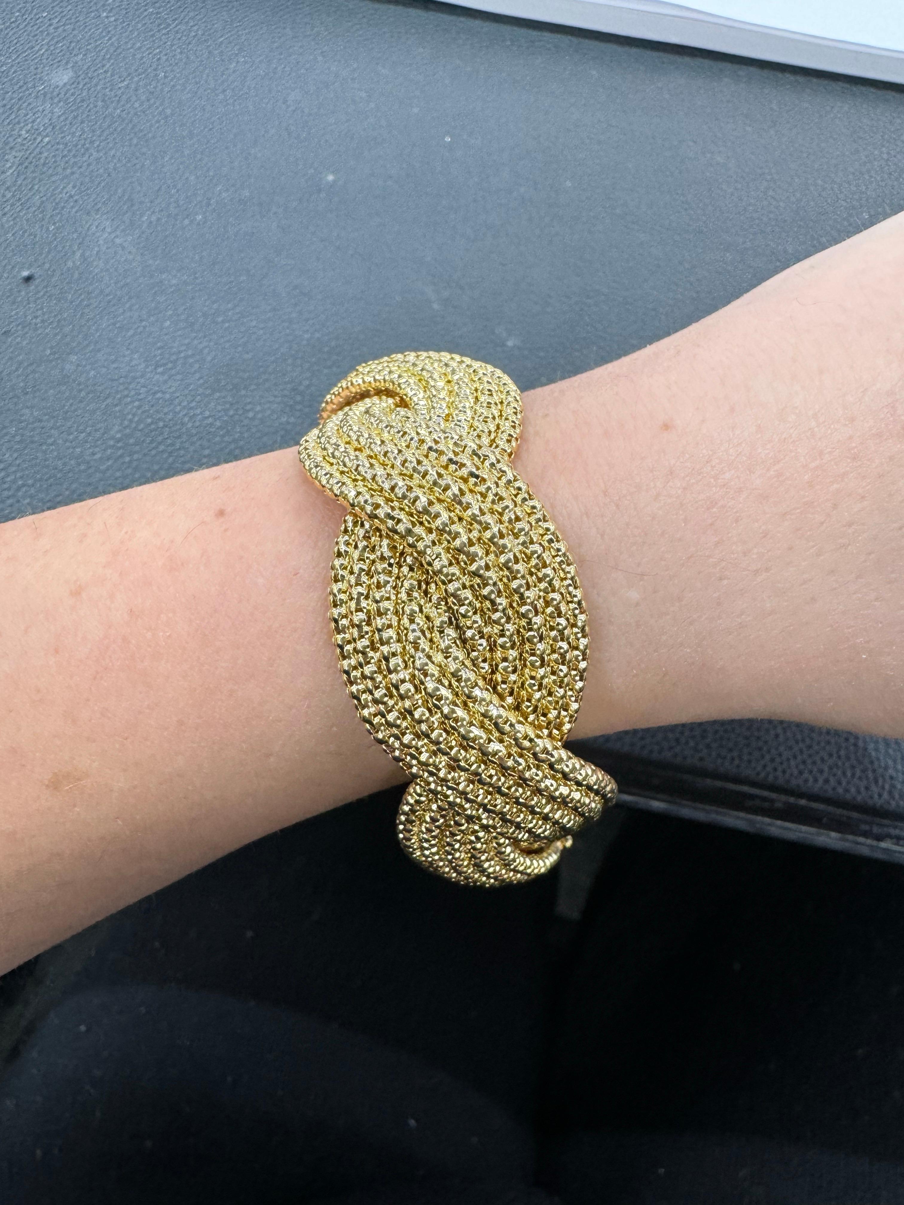 Breites geflochtenes 14 Karat Gelbgold geflochtenes Armband mit geflochtenem Motiv 38.2 Gramm 8,13 Zoll im Angebot 1