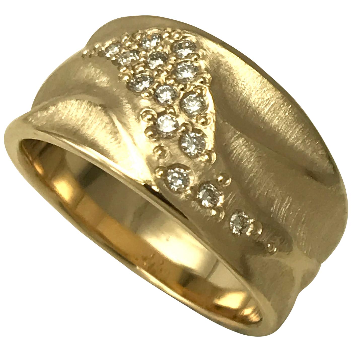 Wide 14 Karat Yellow Gold Textured Ring with White Diamond Cluster by K.MITA For Sale