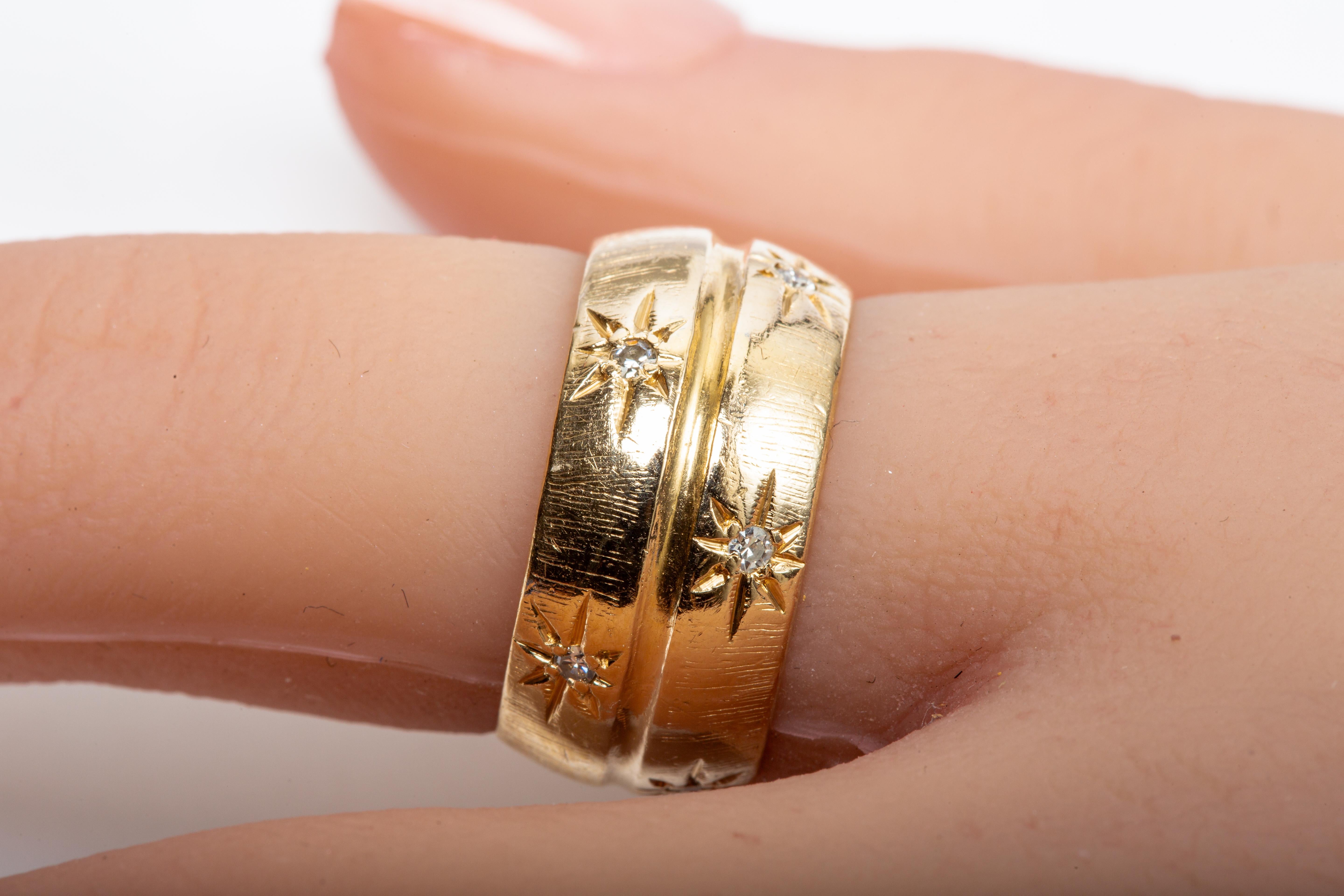 Large bague en or jaune 14k avec diamants en vente 1