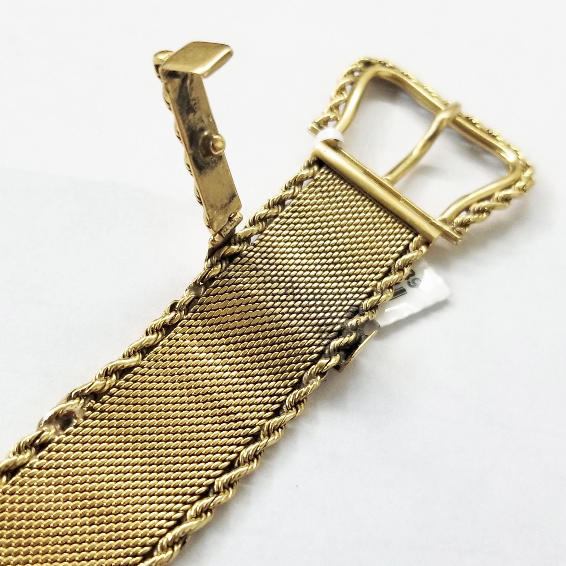 Wide 18 Karat Yellow Gold Antique Mesh Buckle Bracelet In Good Condition For Sale In Coral Gables, FL