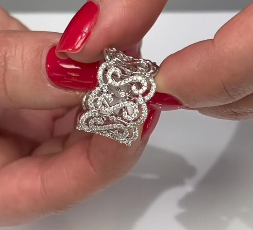 18 Karat Weißgold Vanna K breiter „S“-Diamantring im Stil von 18GR460 im Angebot 3