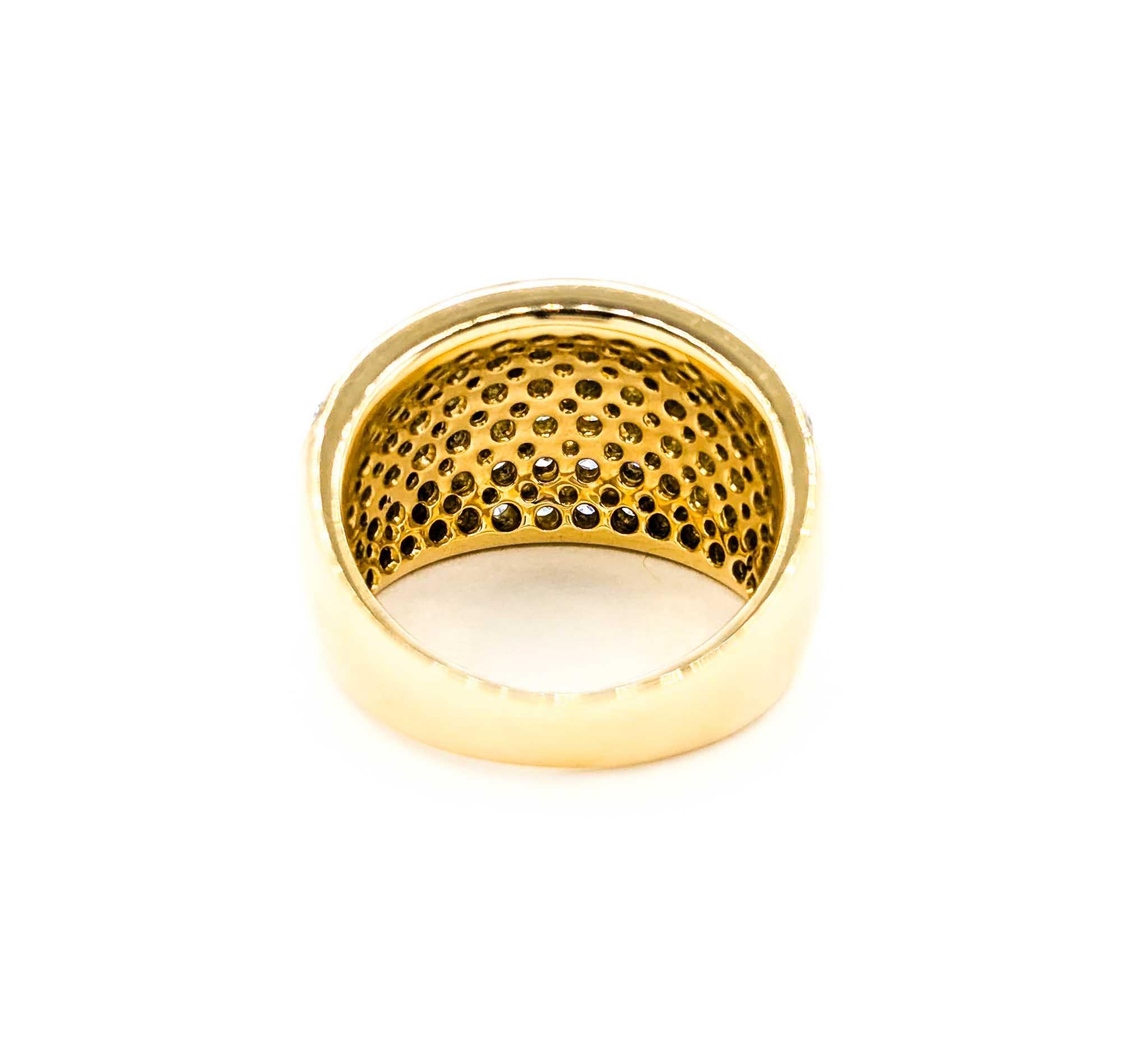 Breiter 3,00 Karat Diamant-Pavé-Ring aus 18 Karat Gelbgold mit Diamanten 1