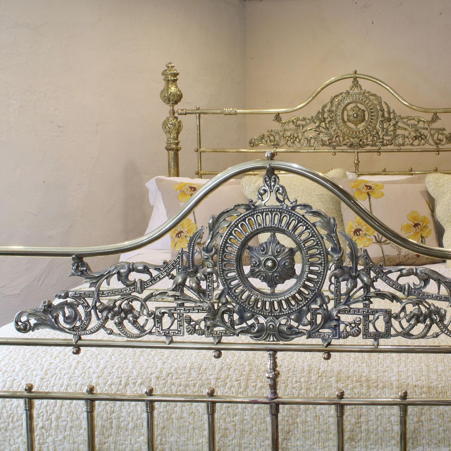 Wide All Brass Antique Bed MSK64 In Good Condition In Wrexham, GB