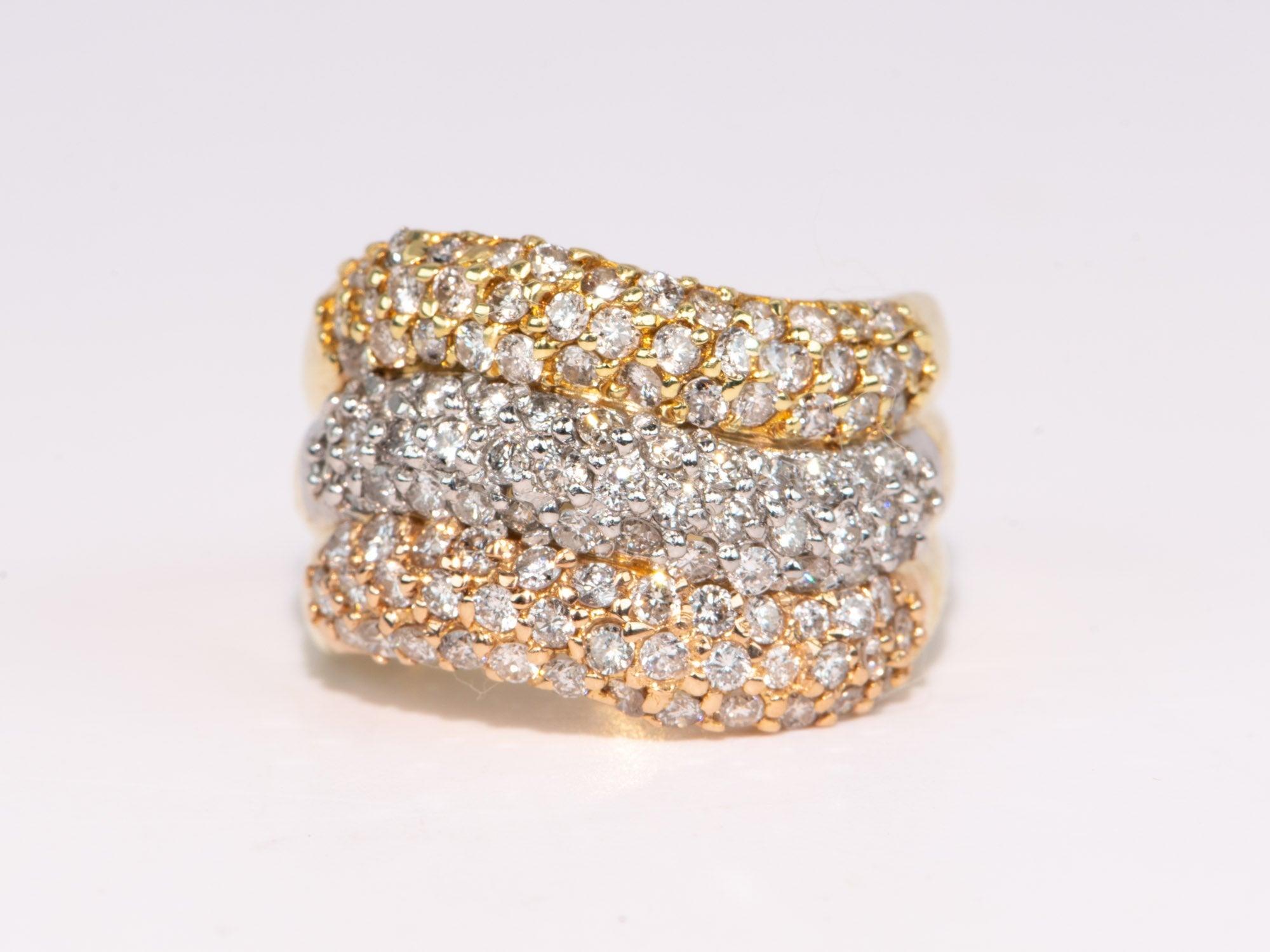 Anillo de oro de 18 quilates con diamantes tricolores y pavé Platino 2 ct Diamantes Declaración en venta 1