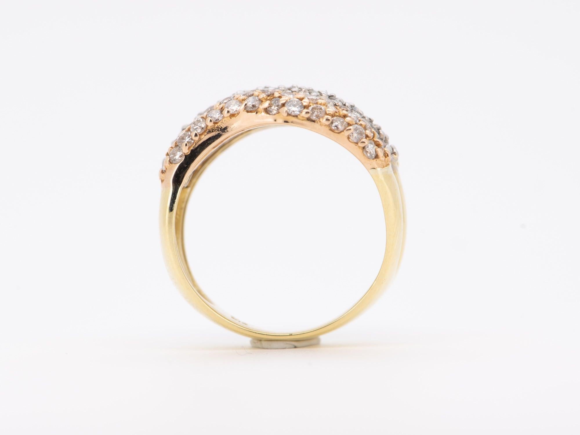 Anillo de oro de 18 quilates con diamantes tricolores y pavé Platino 2 ct Diamantes Declaración en venta 2
