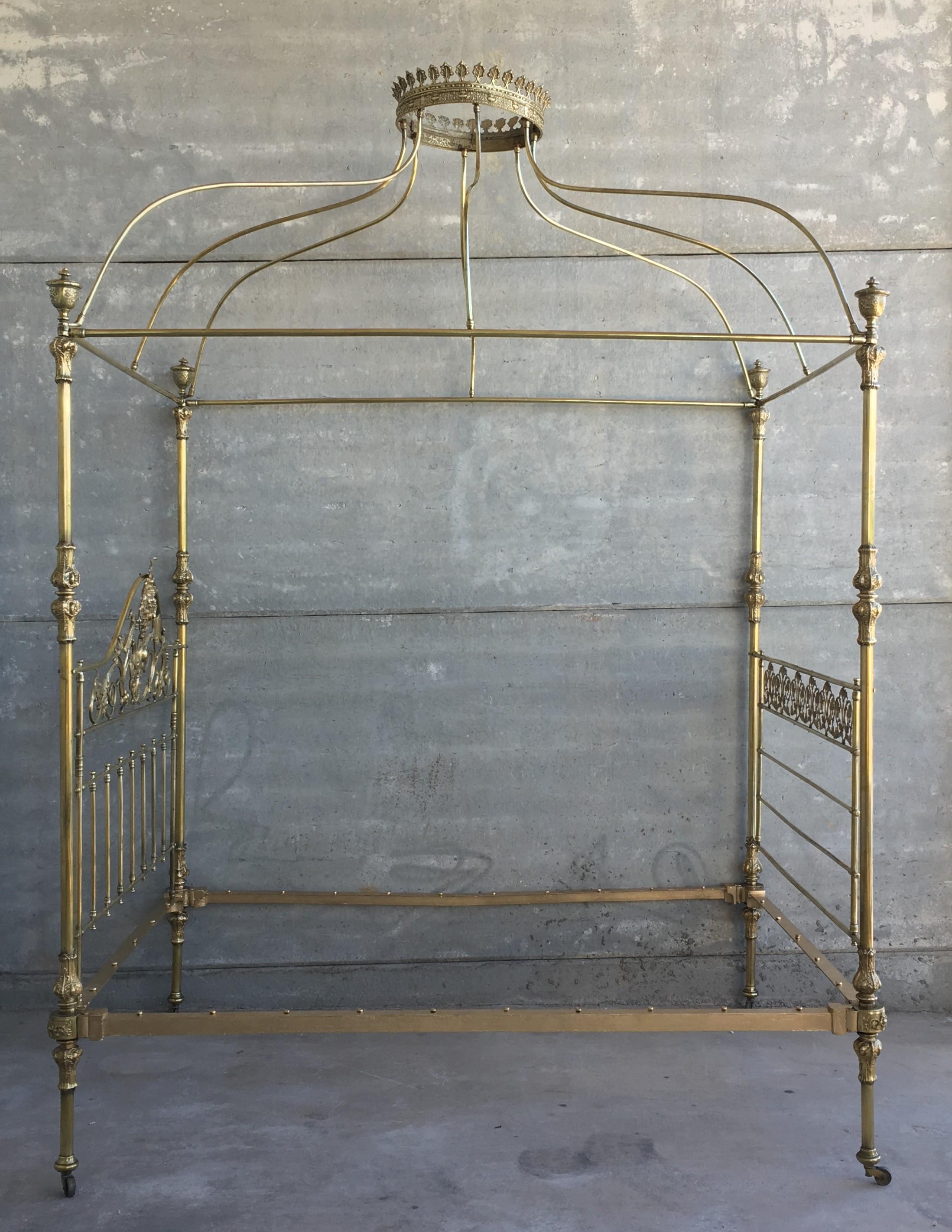 19th Century Wide Brass Four Poster Bed with Bird Castings, Ornamental Motifs and Crown