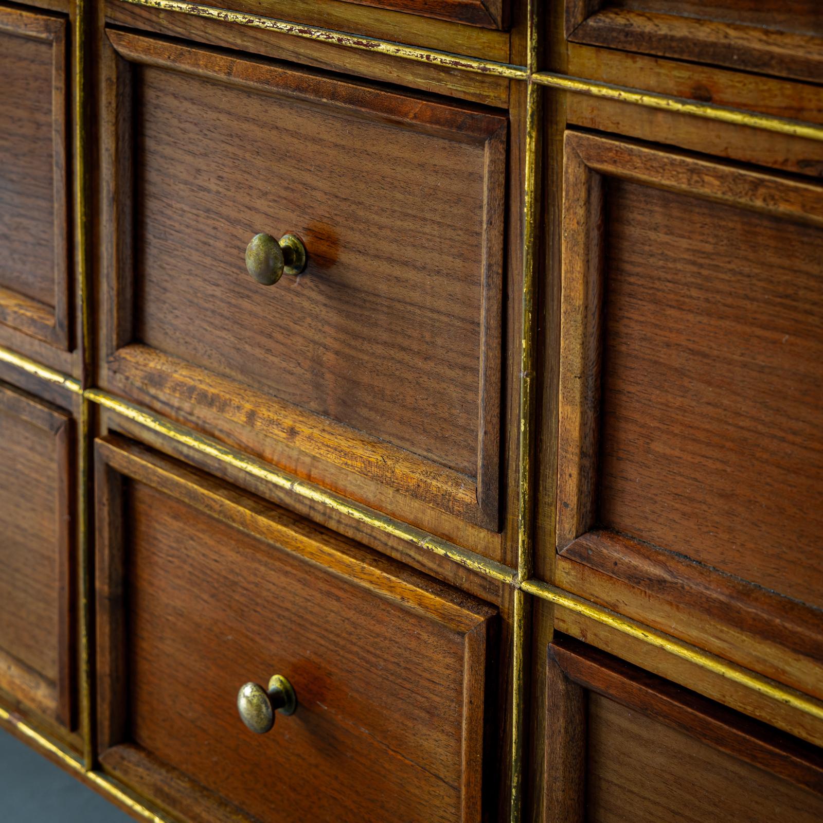 Wide chest of drawers, Italy 1960s For Sale 2