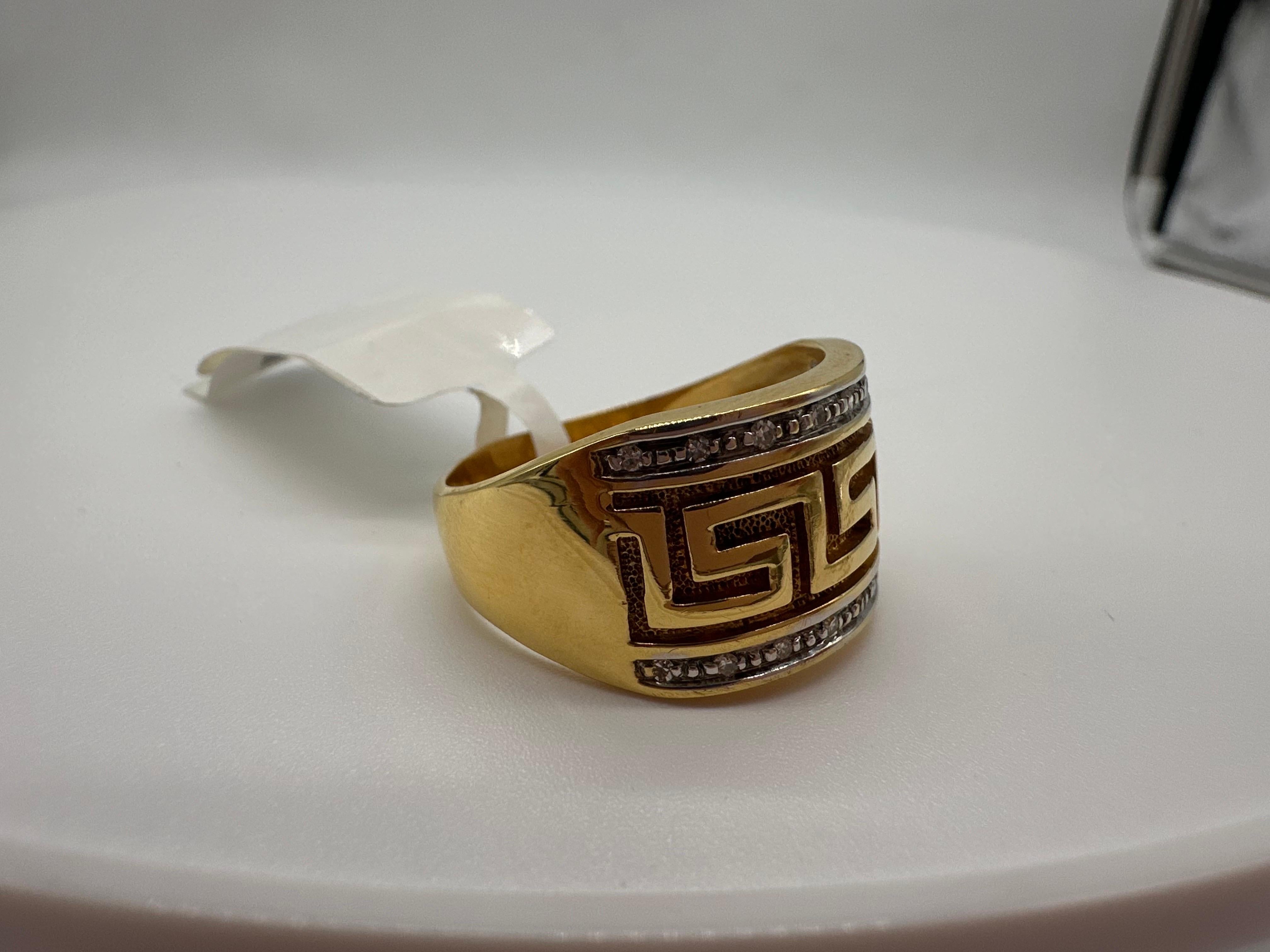Wide Cocktail ring 14KT yellow gold In New Condition For Sale In Boca Raton, FL