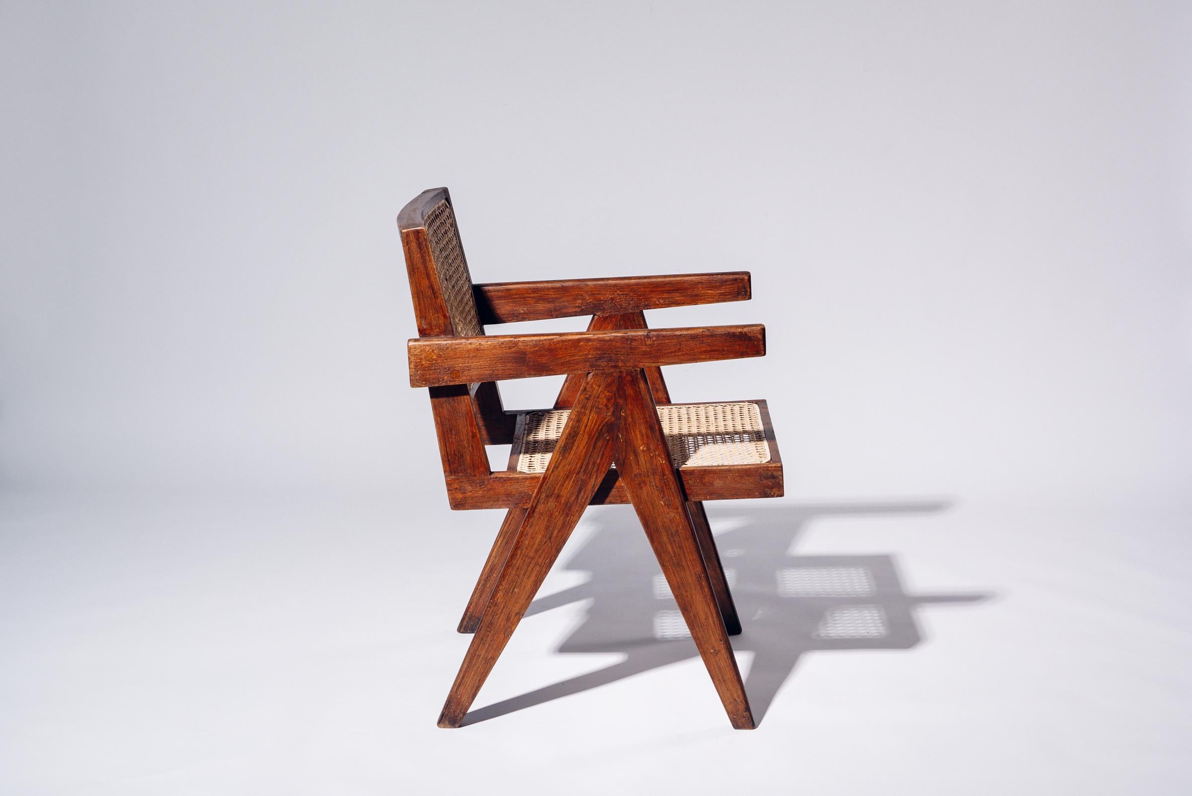 Chaise à large dossier CIRCA par Pierre Jeanneret pour Chandigarh, Inde, Circa 1955-56 Bon état - En vente à Tokyo, JP